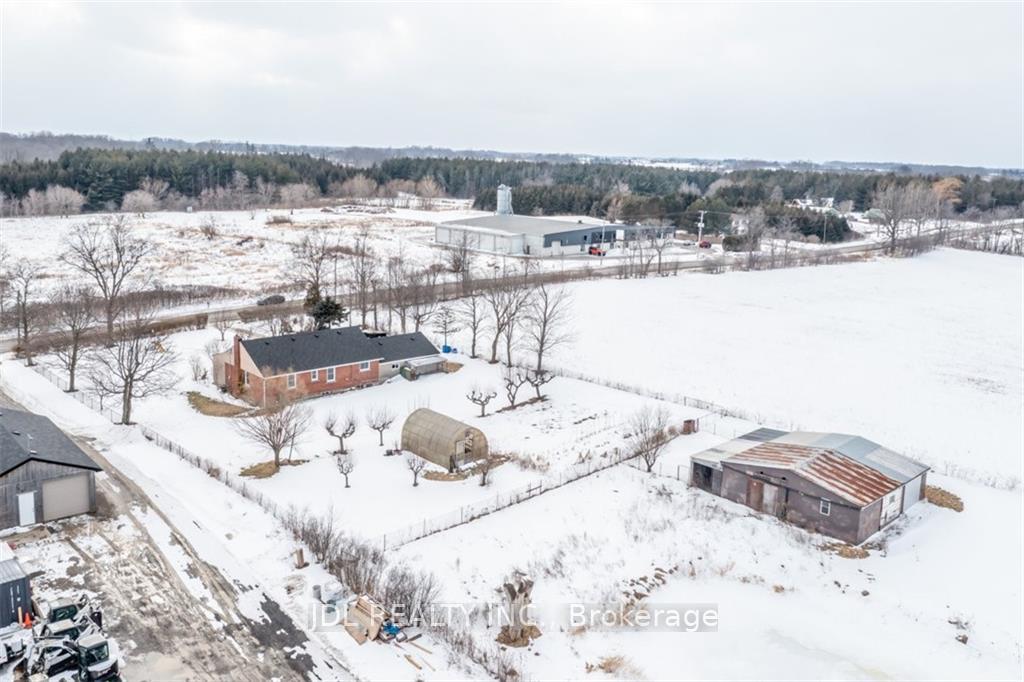 Photo 17 of 8110 Chippewa Road E, Hamilton, Rural Glanbrook — HOMEH