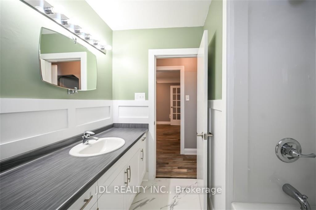 Photo 25 of 8110 Chippewa Road E, Hamilton, Rural Glanbrook — HOMEH