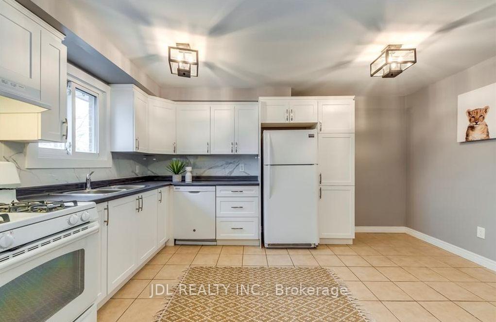 Photo 27 of 8110 Chippewa Road E, Hamilton, Rural Glanbrook — HOMEH