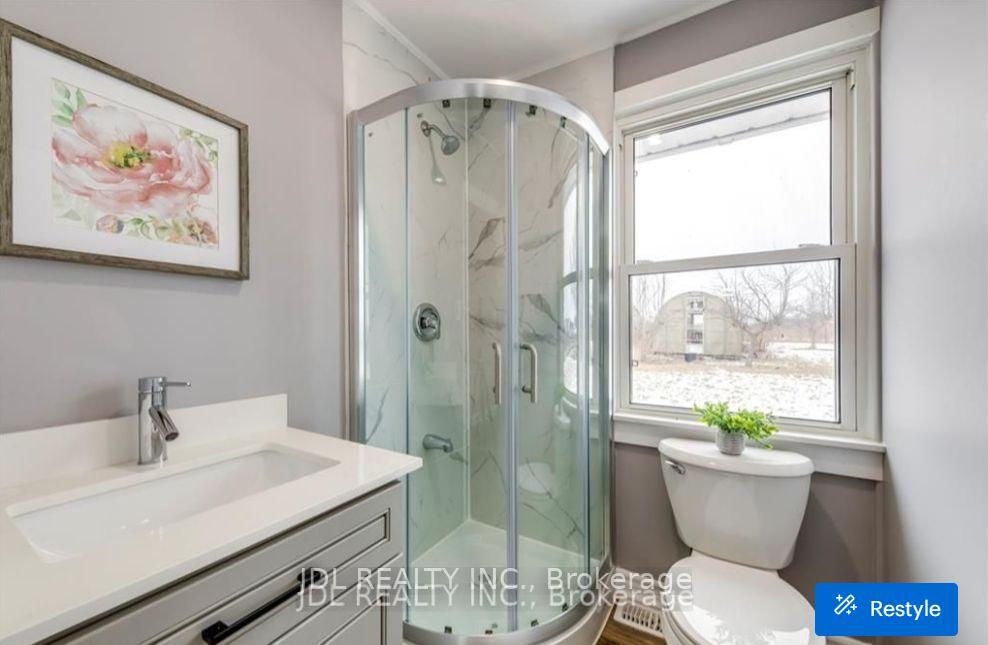 Photo 33 of 8110 Chippewa Road E, Hamilton, Rural Glanbrook — HOMEH