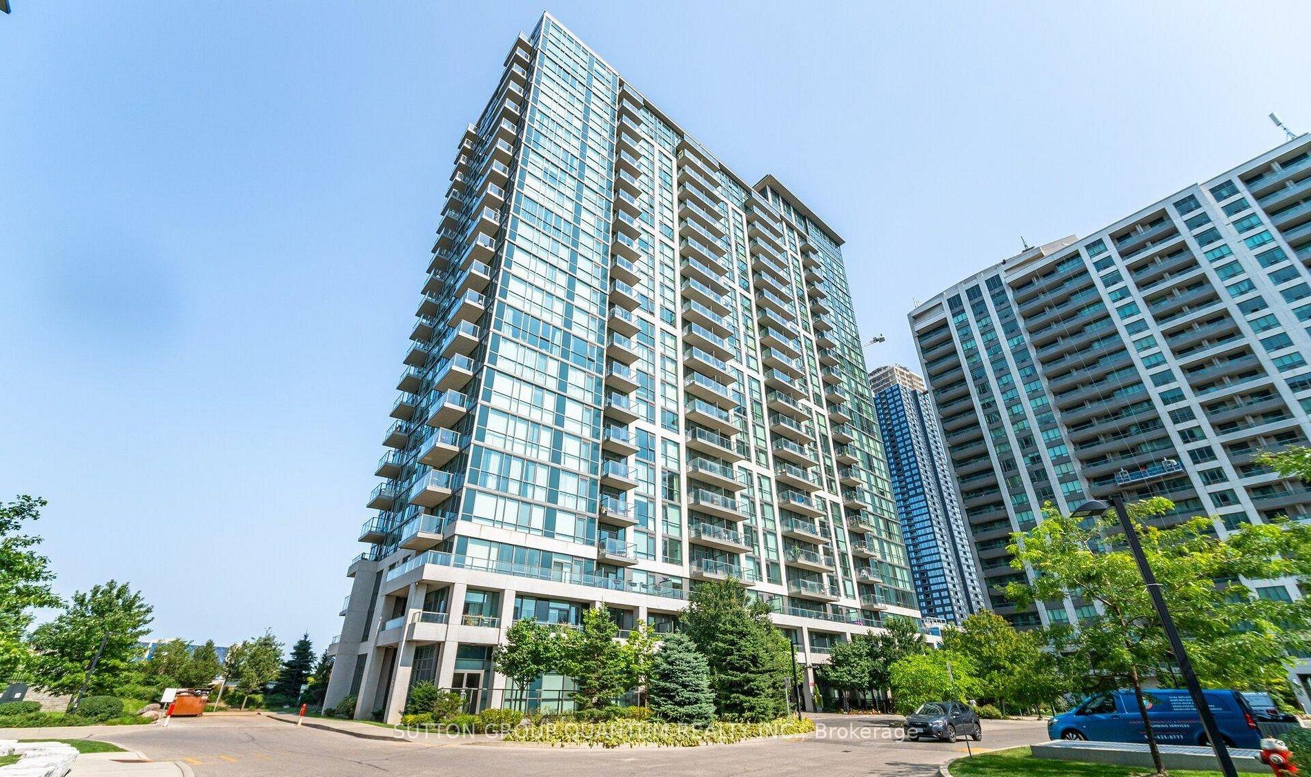 Front of Unit 2312, 339 Rathburn Road W