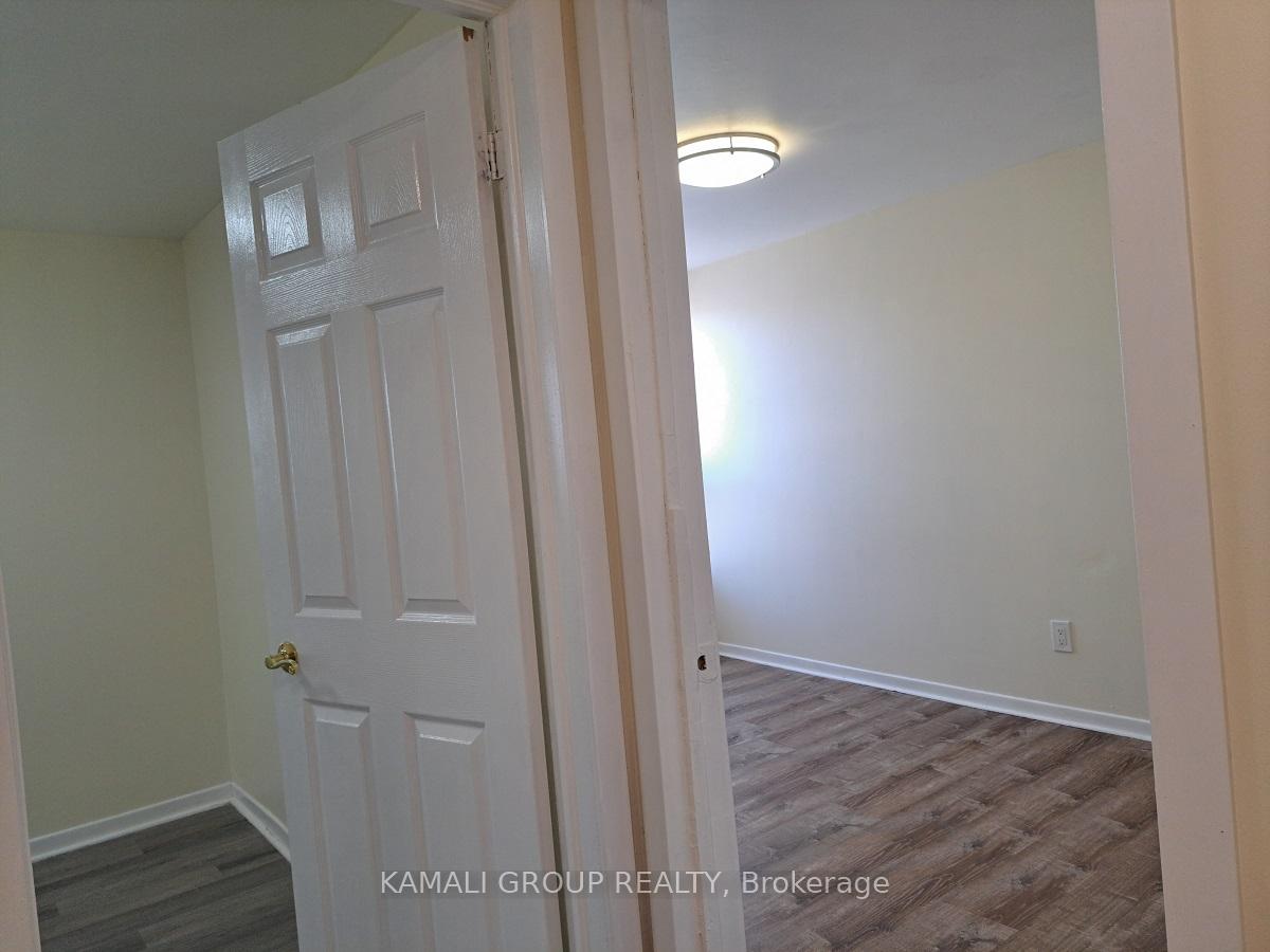Photo 50 of 262 John Garland Boulevard, Etobicoke, West Humber-Clairville — HOMEH