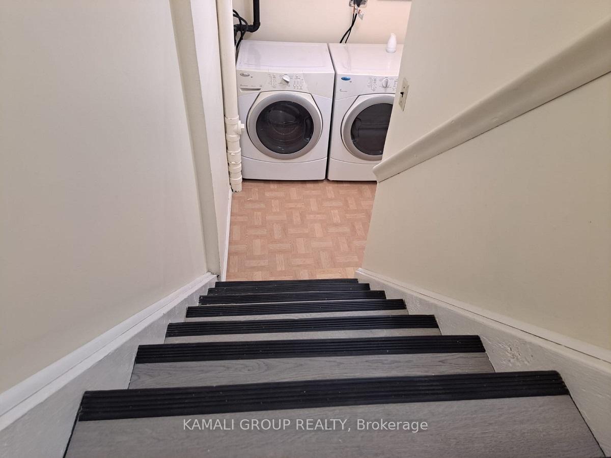 Photo 54 of 262 John Garland Boulevard, Etobicoke, West Humber-Clairville — HOMEH