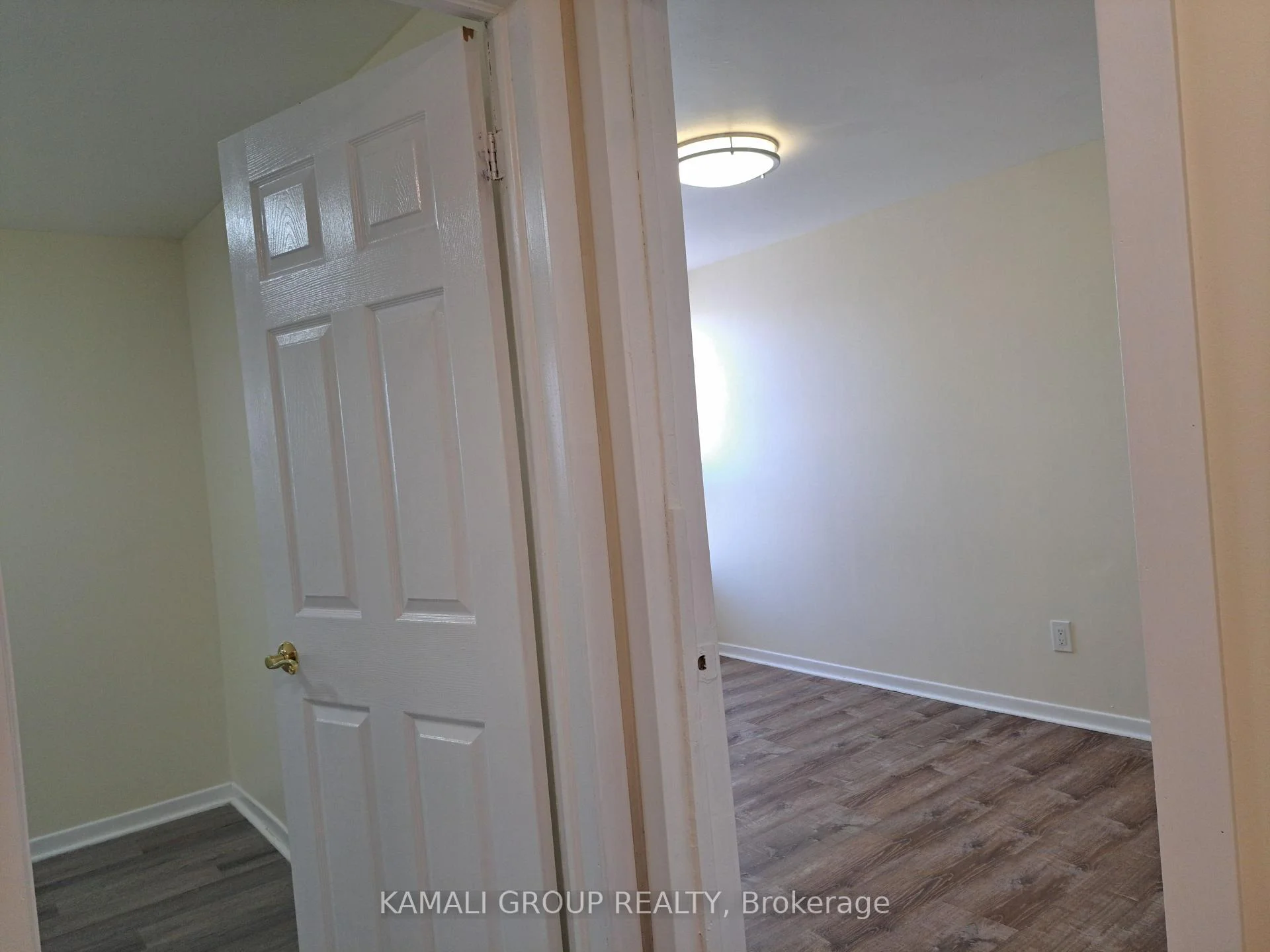 Photo 19 of 262 John Garland Boulevard, Etobicoke, West Humber-Clairville — HOMEH
