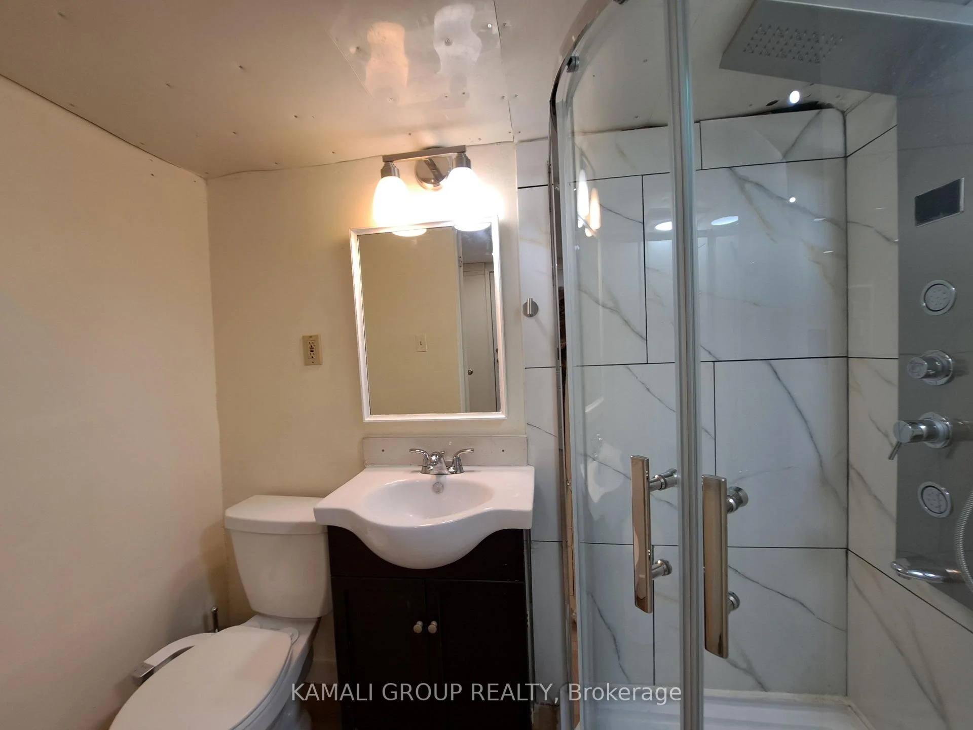 Photo 29 of 262 John Garland Boulevard, Etobicoke, West Humber-Clairville — HOMEH