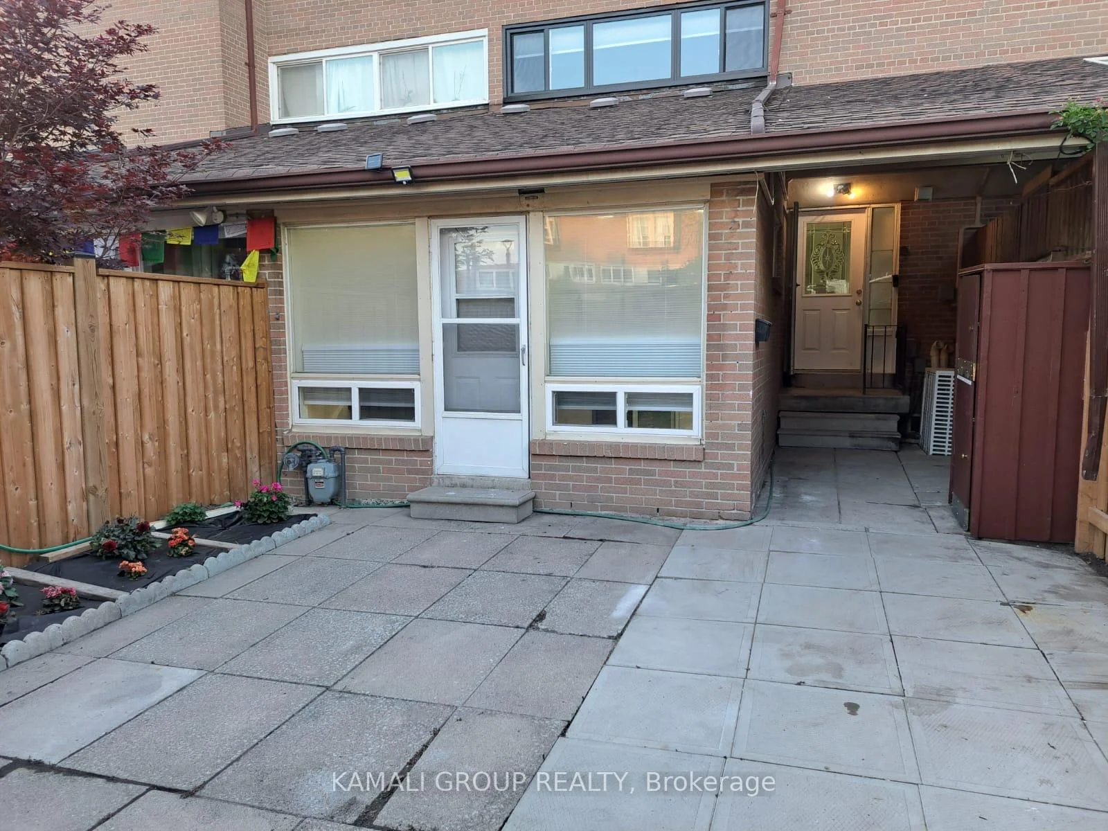 Photo 68 of 262 John Garland Boulevard, Etobicoke, West Humber-Clairville — HOMEH