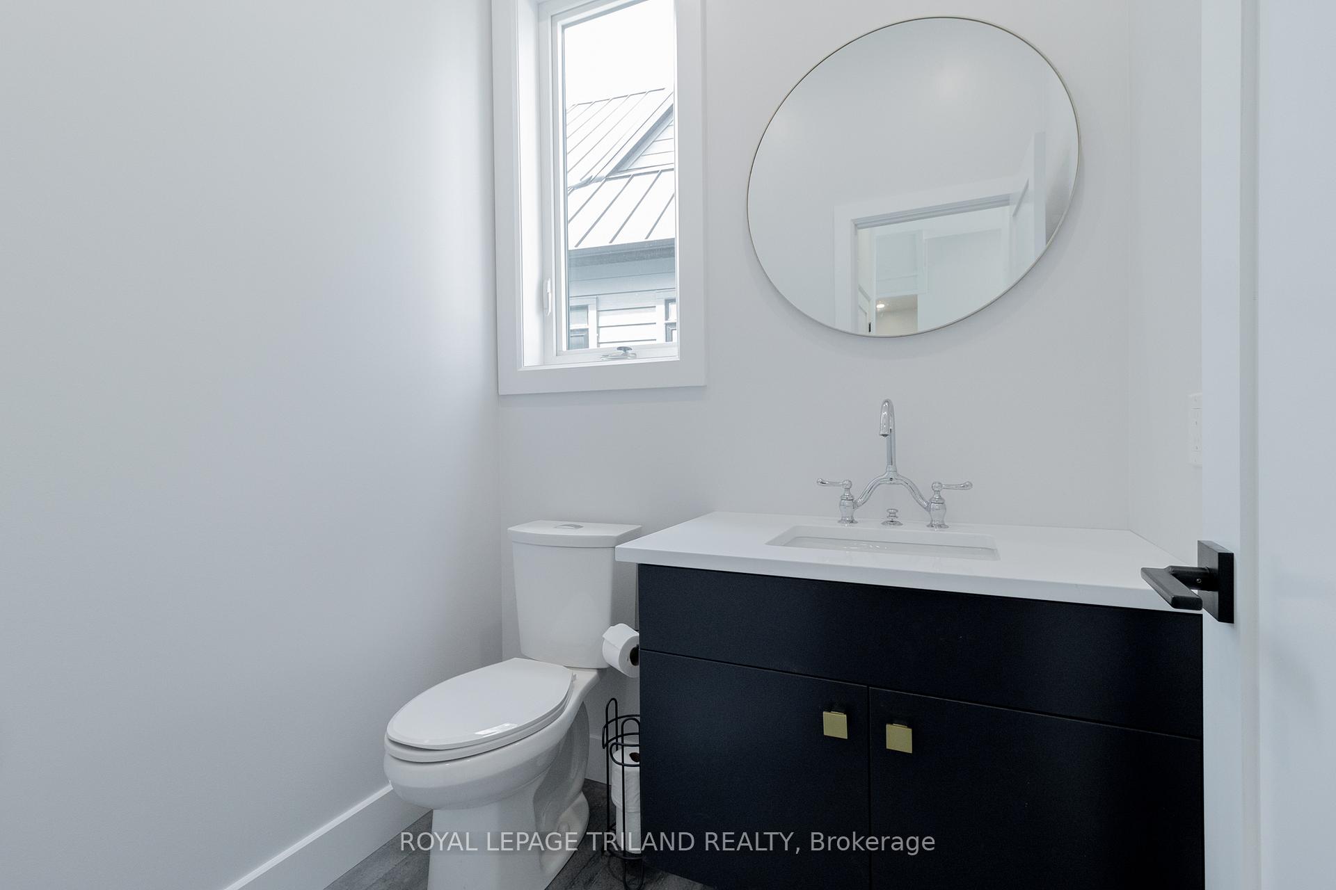 Photo 20 of 29 Sauble River Road, Lambton Shores, Grand Bend — HOMEH