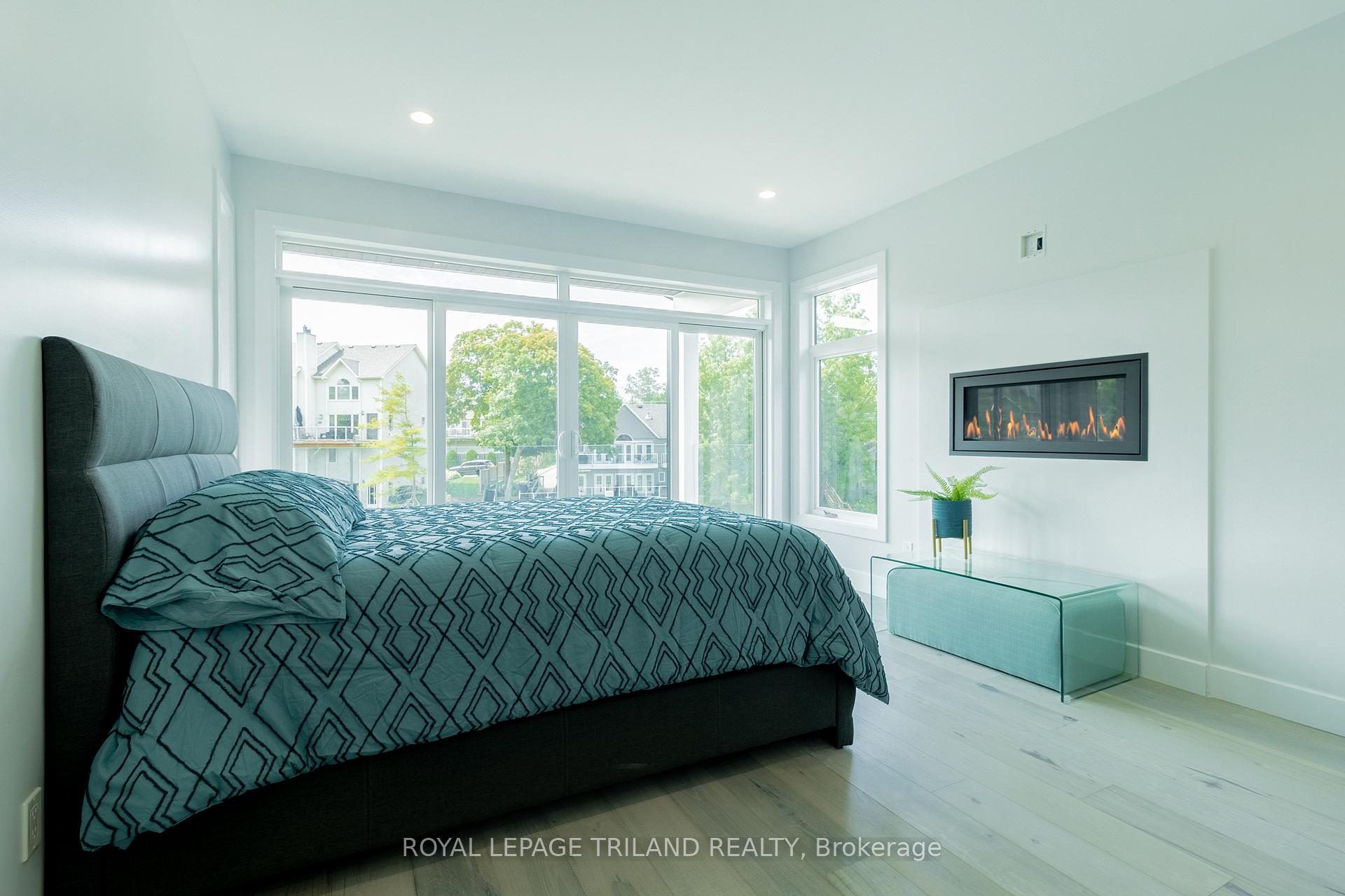 Photo 22 of 29 Sauble River Road, Lambton Shores, Grand Bend — HOMEH