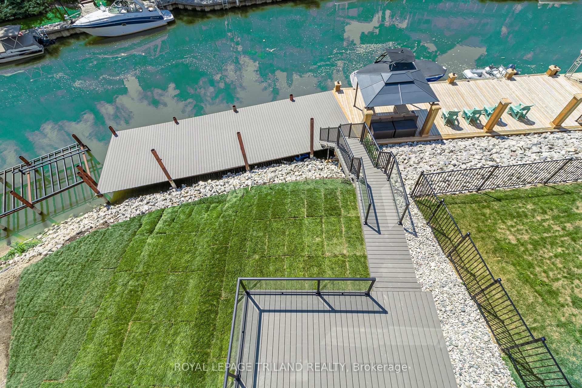 Photo 27 of 29 Sauble River Road, Lambton Shores, Grand Bend — HOMEH