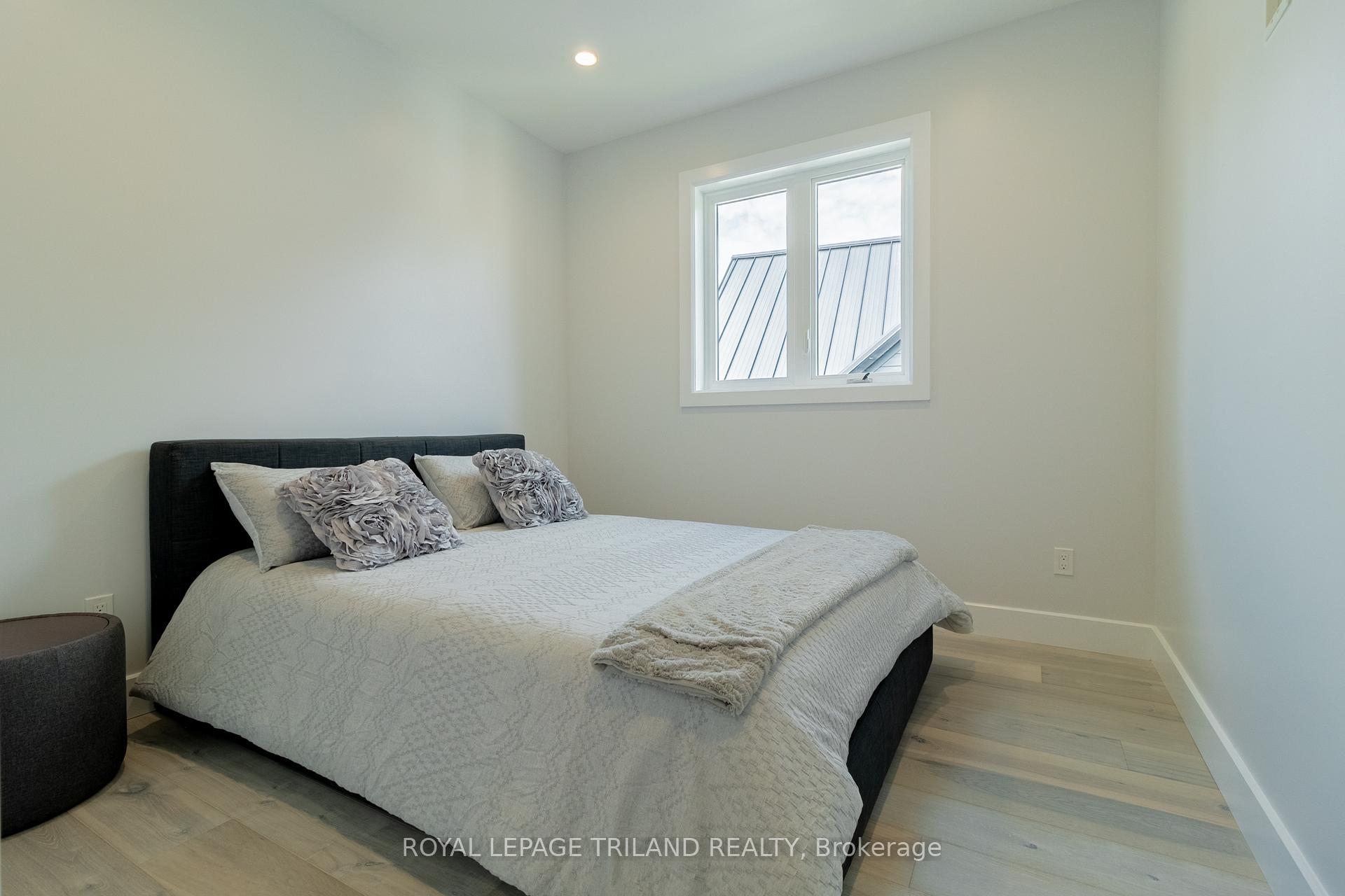 Photo 28 of 29 Sauble River Road, Lambton Shores, Grand Bend — HOMEH