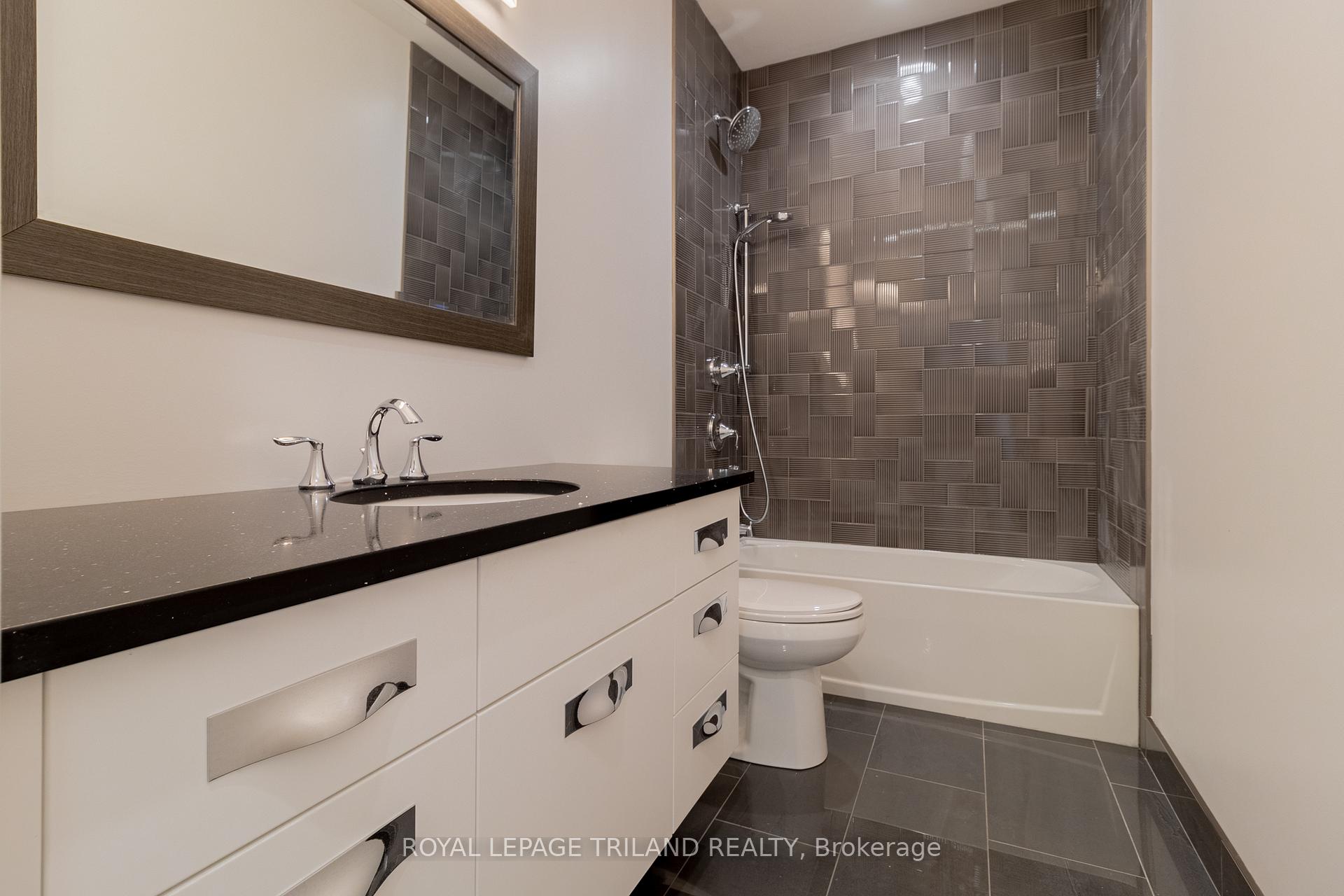 Photo 32 of 29 Sauble River Road, Lambton Shores, Grand Bend — HOMEH