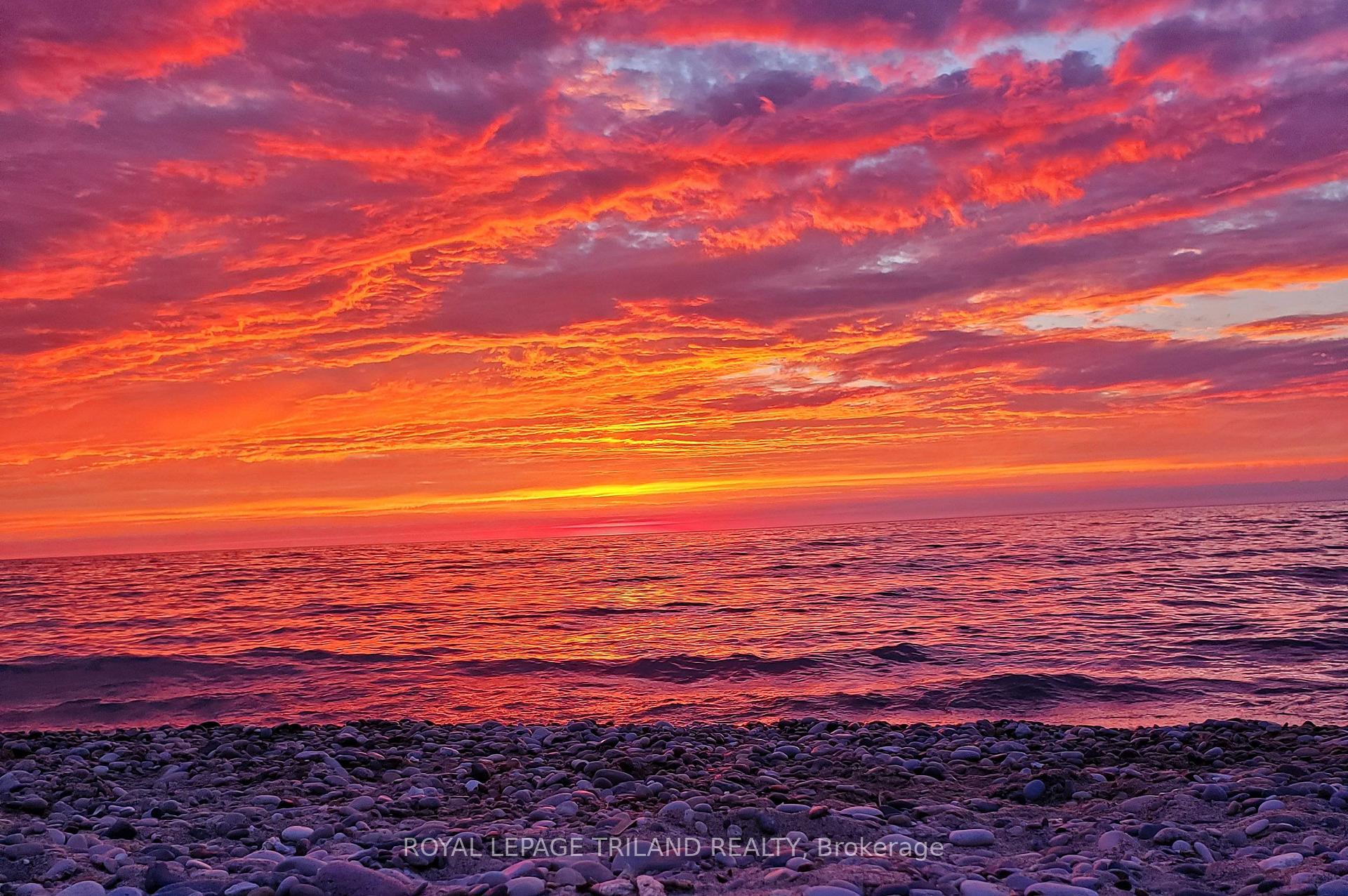 Photo 50 of 29 Sauble River Road, Lambton Shores, Grand Bend — HOMEH