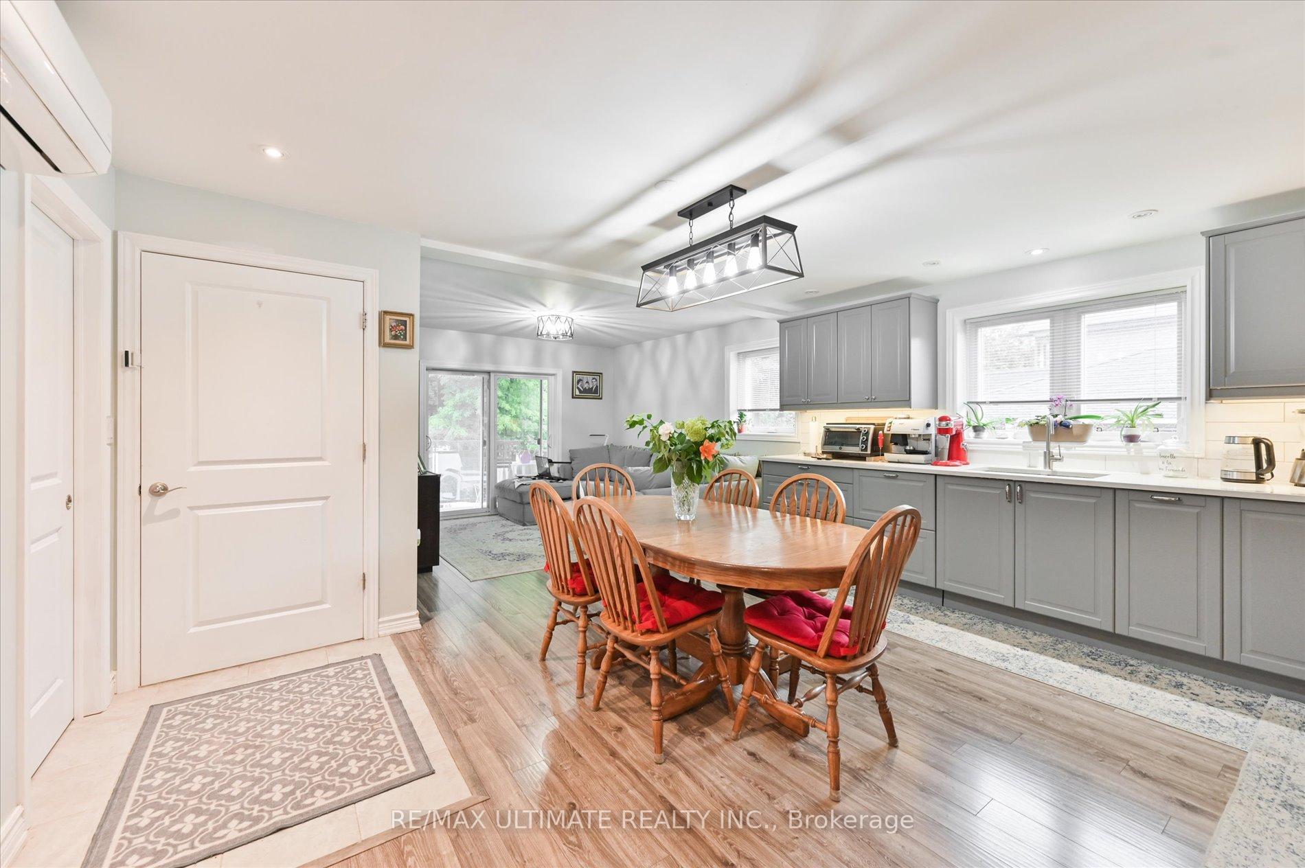 Photo 4 of 76 Hilldale Road, Toronto, Rockcliffe-Smythe — HOMEH