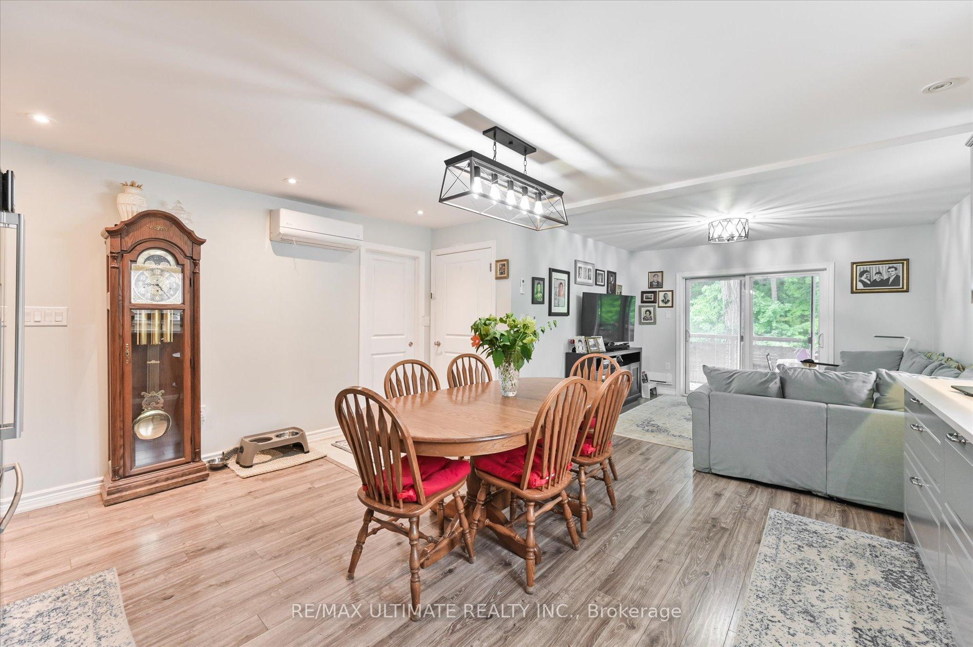 Photo 6 of 76 Hilldale Road, Toronto, Rockcliffe-Smythe — HOMEH