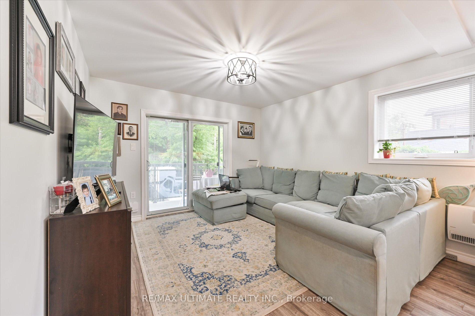Photo 9 of 76 Hilldale Road, Toronto, Rockcliffe-Smythe — HOMEH
