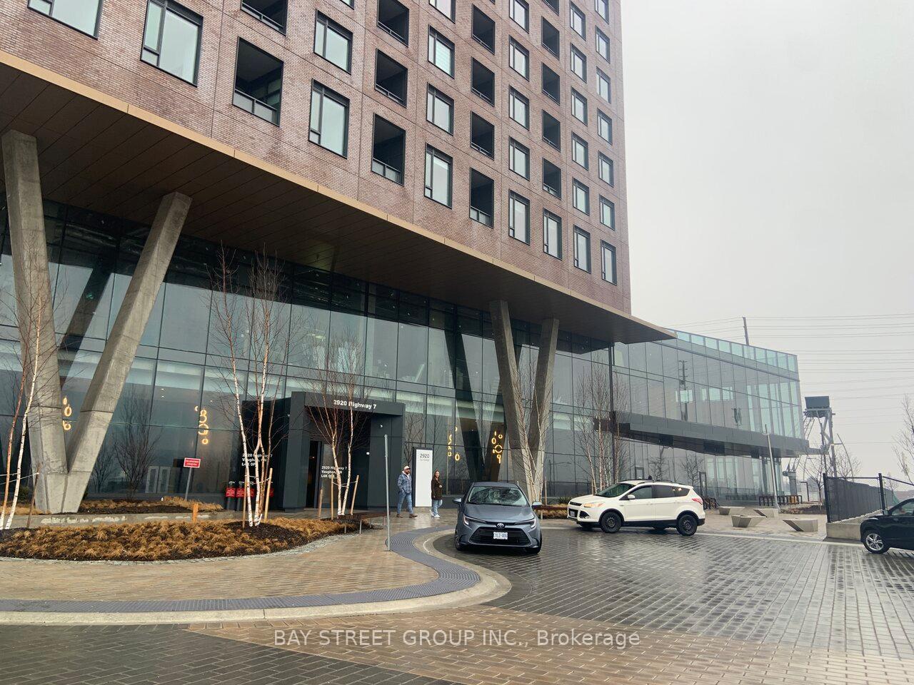 Photo 3 of Unit 4701, 2920 Highway 7 Road, Vaughan, Concord — HOMEH