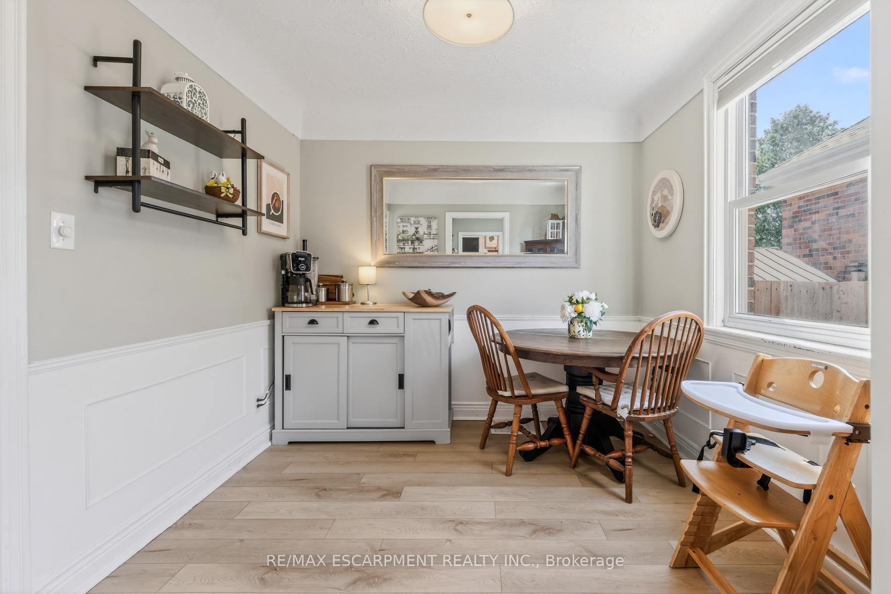 Photo 13 of 43 Woodbridge Road, Hamilton, Rosedale — HOMEH