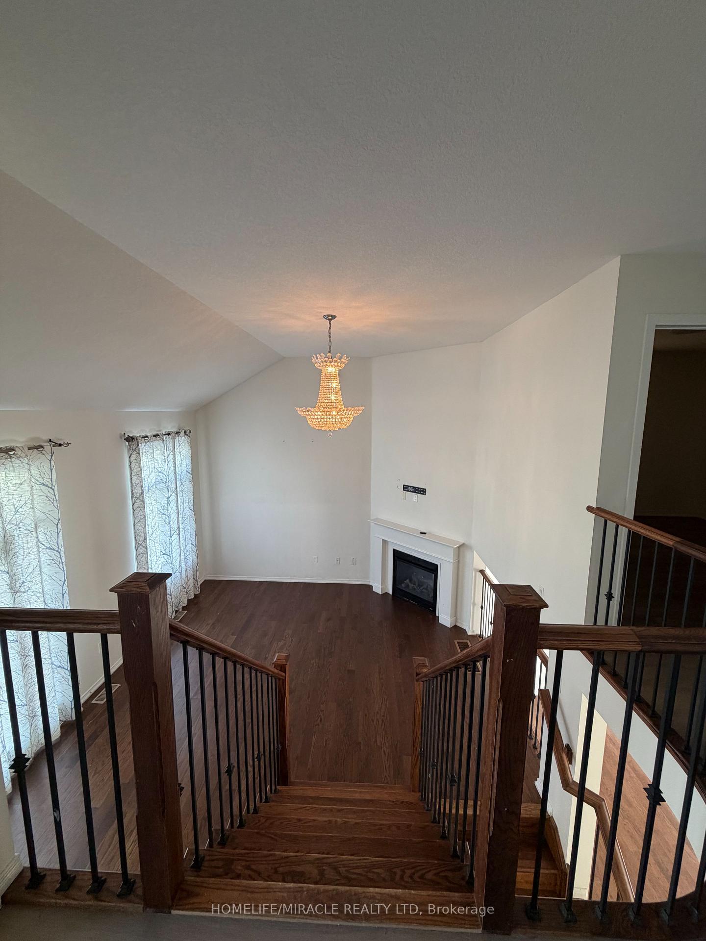 Photo 4 of 235 Apple Hill Crescent, Kitchener, Trussler — HOMEH