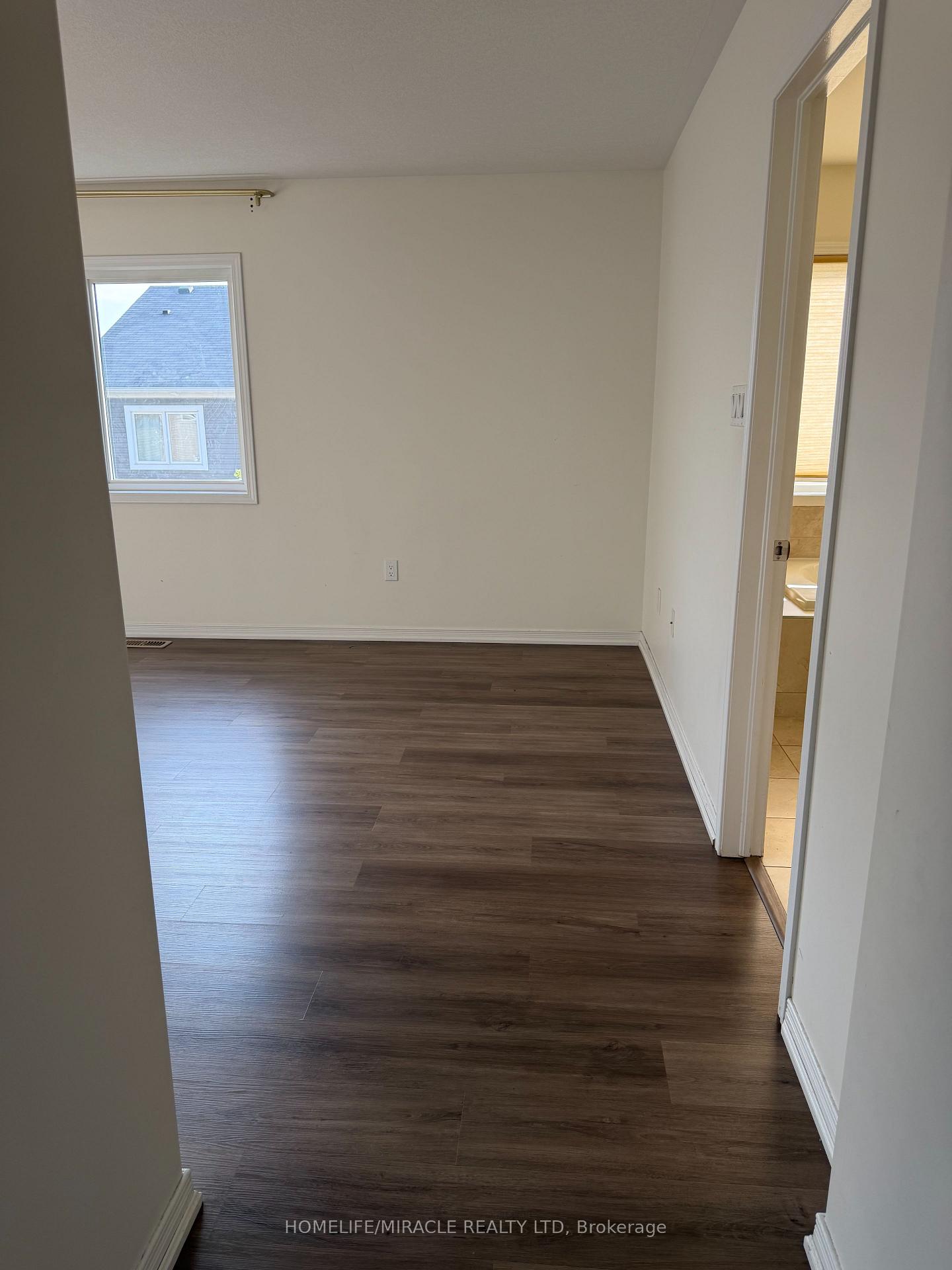 Photo 13 of 235 Apple Hill Crescent, Kitchener, Trussler — HOMEH