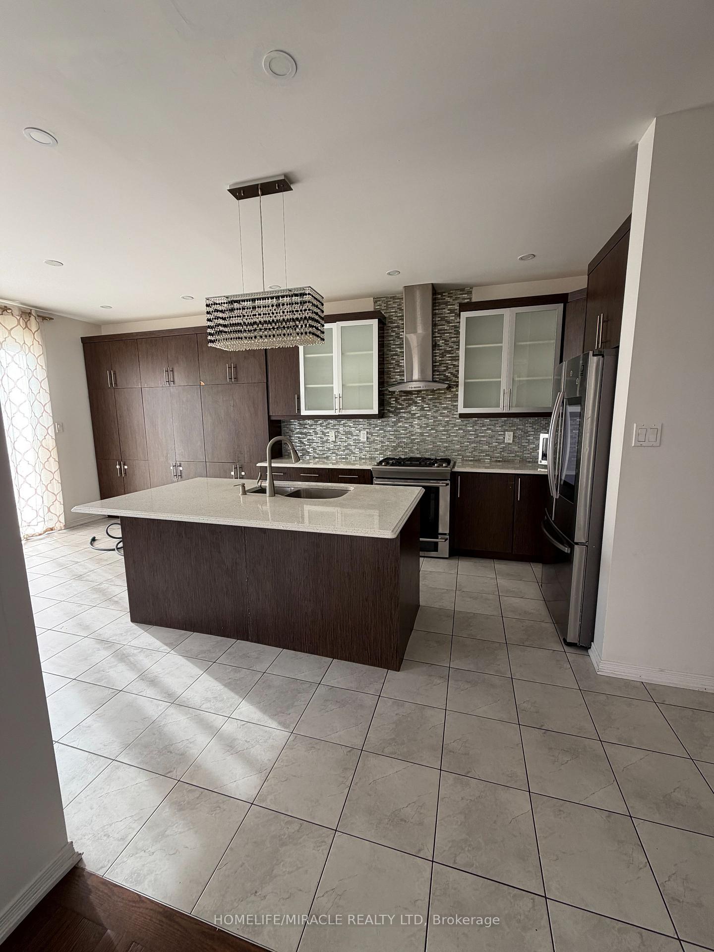 Photo 28 of 235 Apple Hill Crescent, Kitchener, Trussler — HOMEH