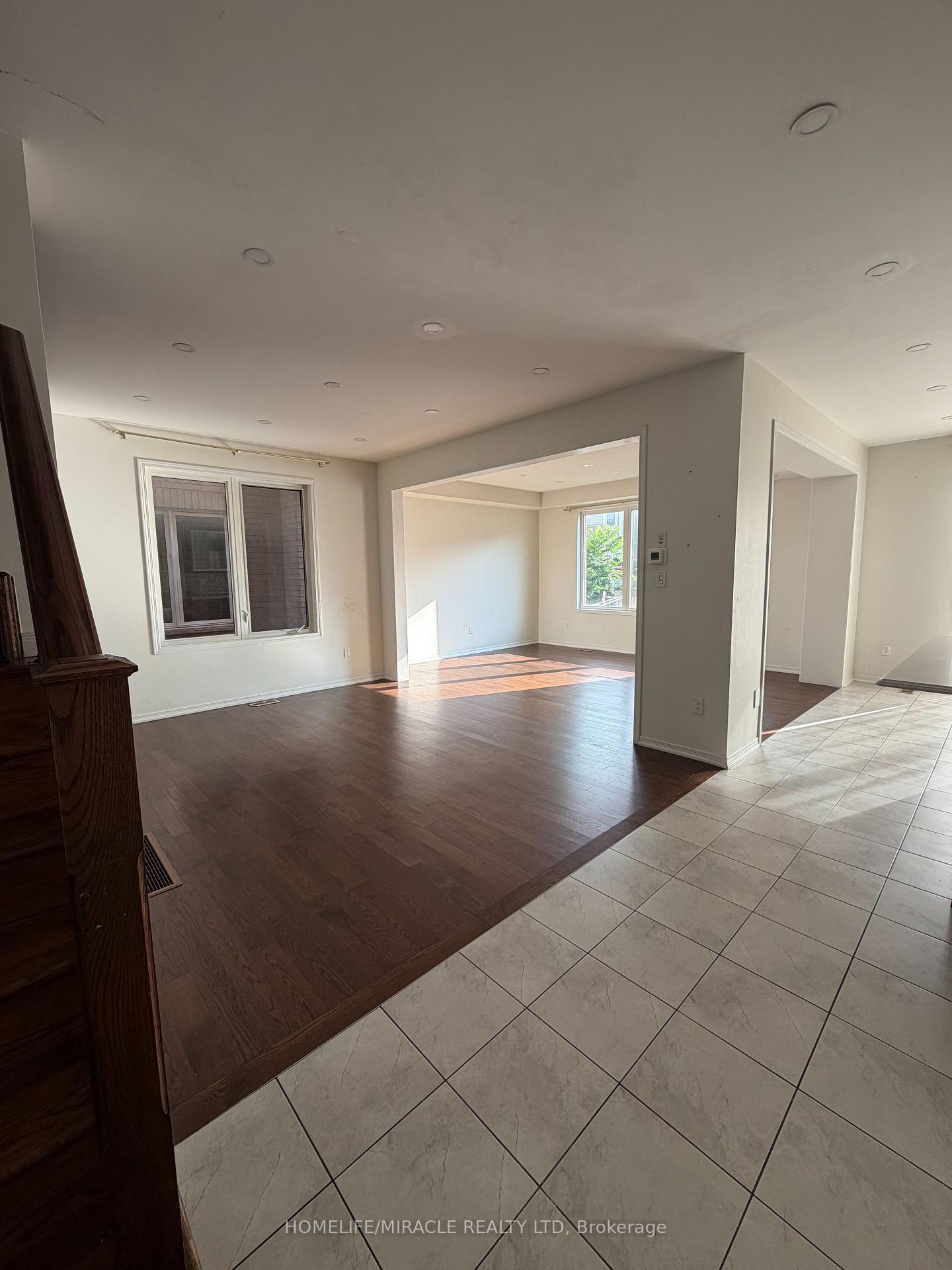 Photo 32 of 235 Apple Hill Crescent, Kitchener, Trussler — HOMEH