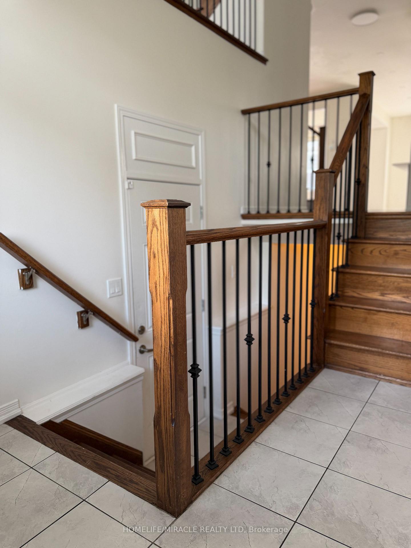 Photo 38 of 235 Apple Hill Crescent, Kitchener, Trussler — HOMEH