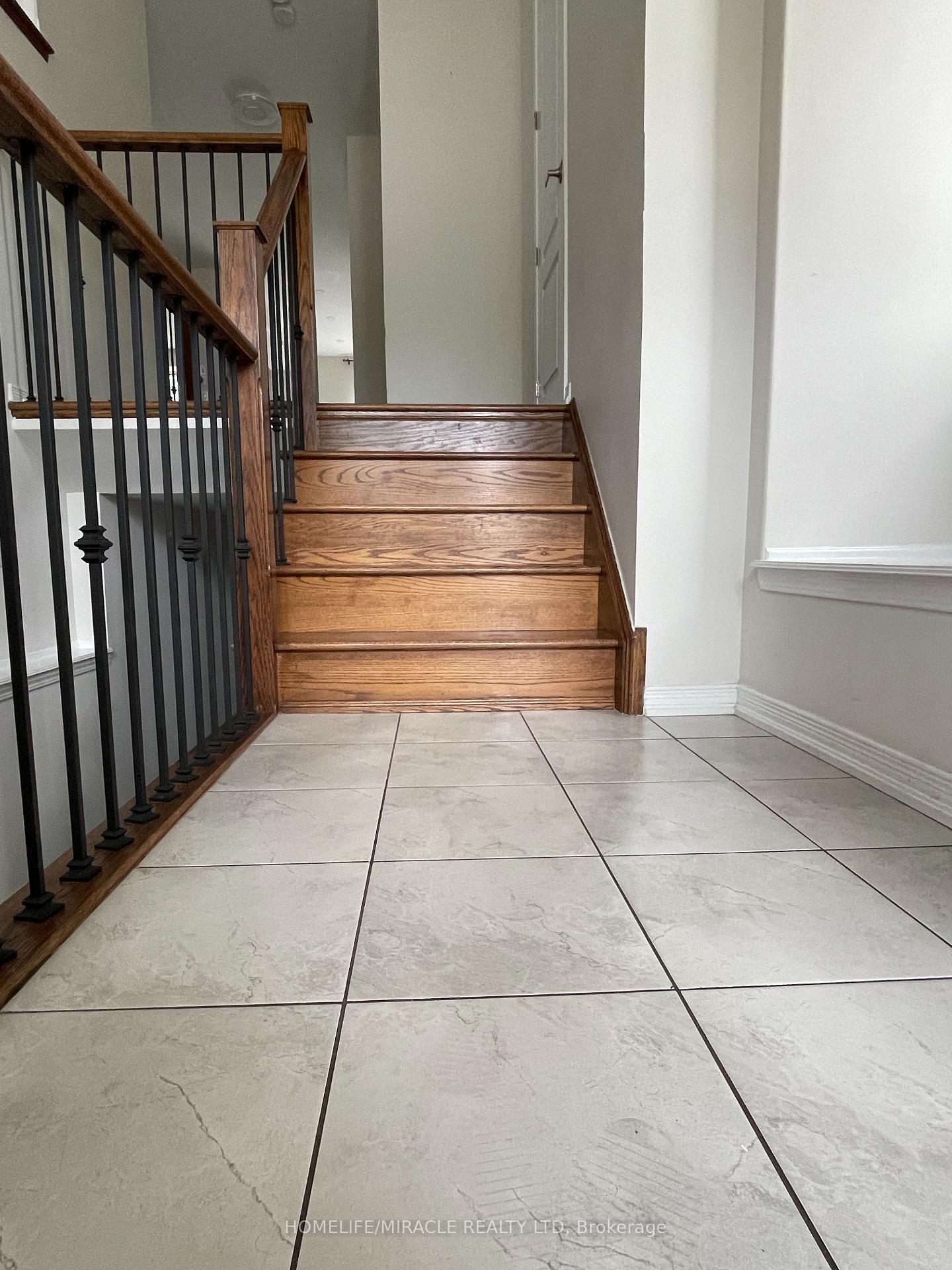 Photo 44 of 235 Apple Hill Crescent, Kitchener, Trussler — HOMEH