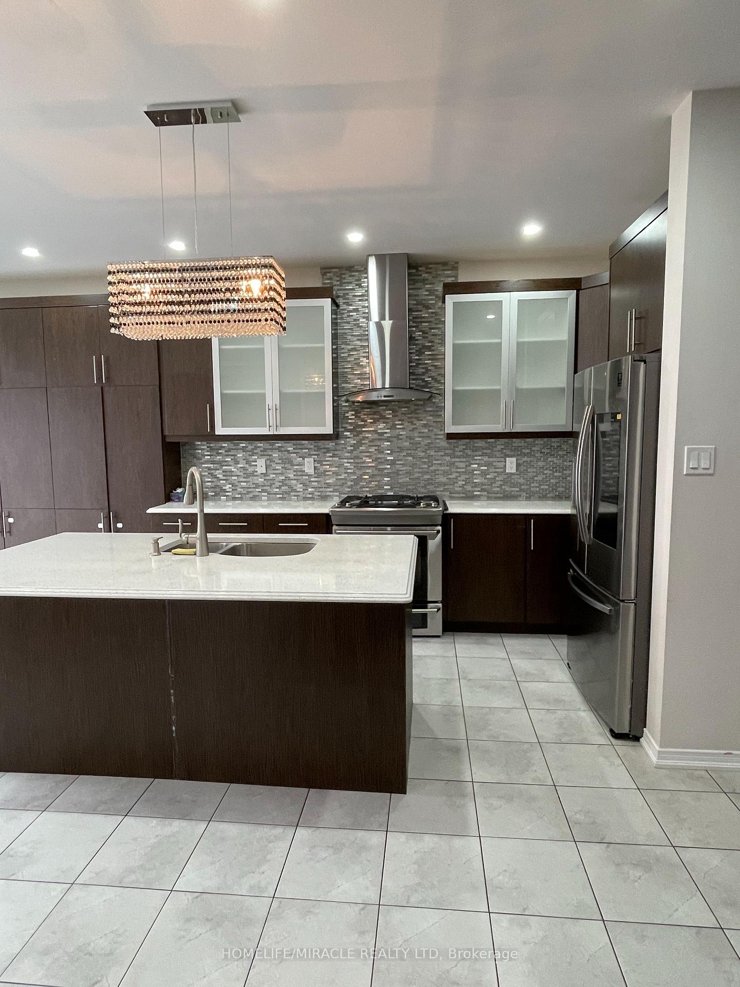 Photo 45 of 235 Apple Hill Crescent, Kitchener, Trussler — HOMEH