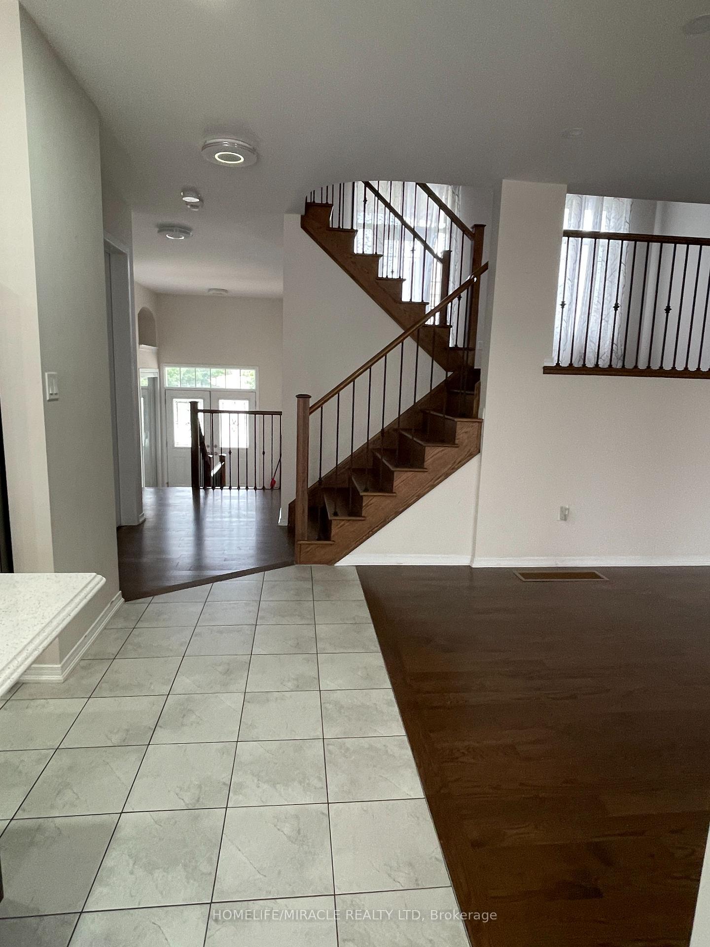 Photo 48 of 235 Apple Hill Crescent, Kitchener, Trussler — HOMEH
