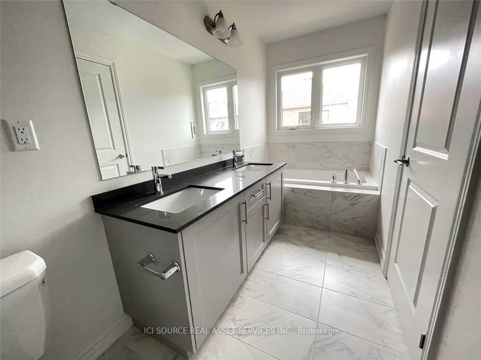 Photo 15 of 33 Macpherson Street, Whitby, Rural Whitby — HOMEH
