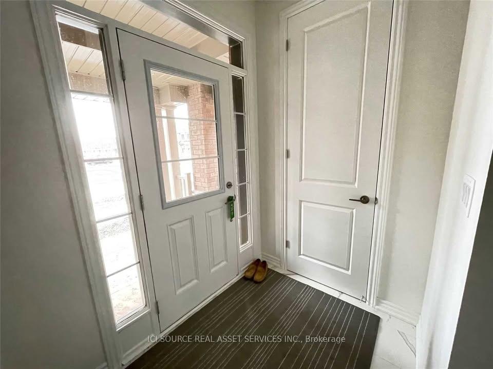Photo 24 of 33 Macpherson Street, Whitby, Rural Whitby — HOMEH