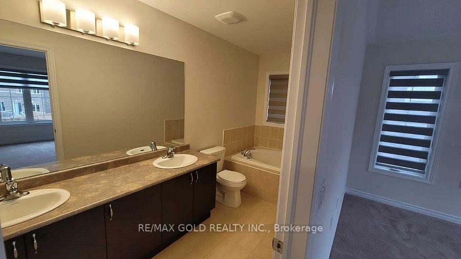 Photo 14 of 1 Sparrowbrook Street, Caledon, Rural Caledon — HOMEH