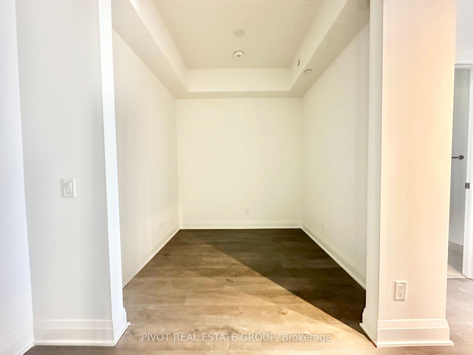 Photo 4 of Unit 3608, 2 Erskine Road, Mississauga, City Centre — HOMEH