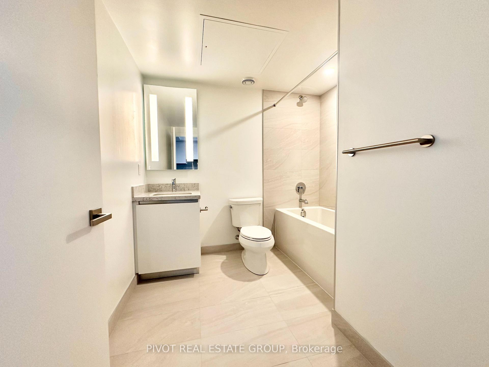 Photo 5 of Unit 3608, 2 Erskine Road, Mississauga, City Centre — HOMEH