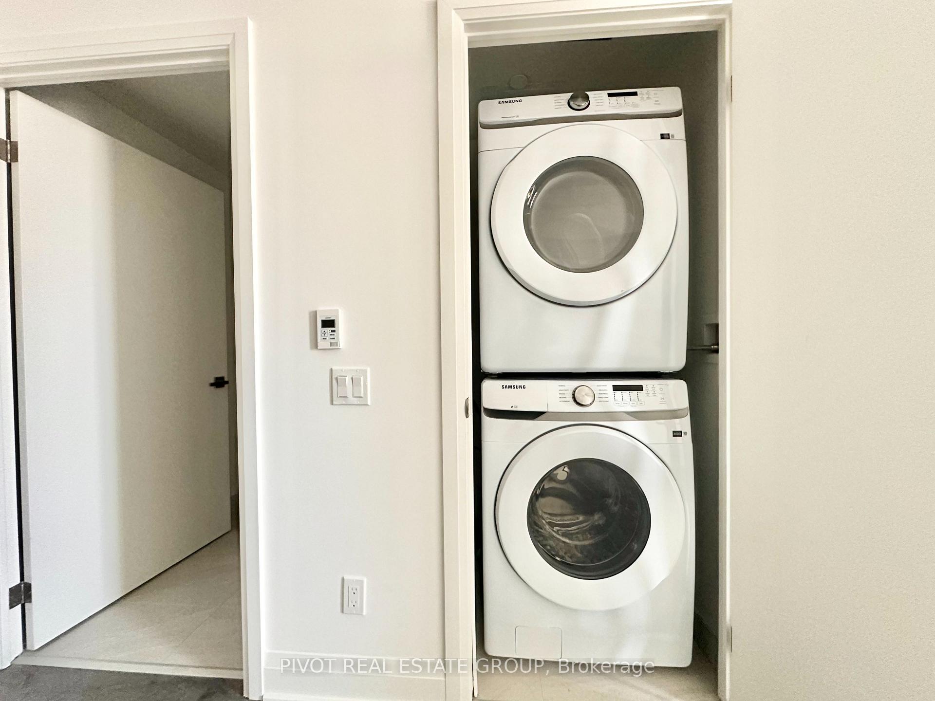 Photo 7 of Unit 3608, 2 Erskine Road, Mississauga, City Centre — HOMEH