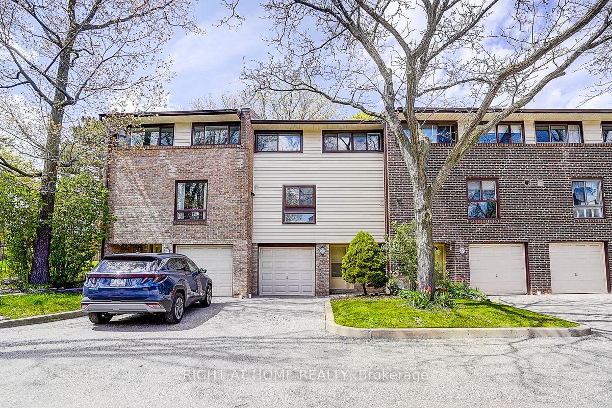 Front of 2020 South Millway
