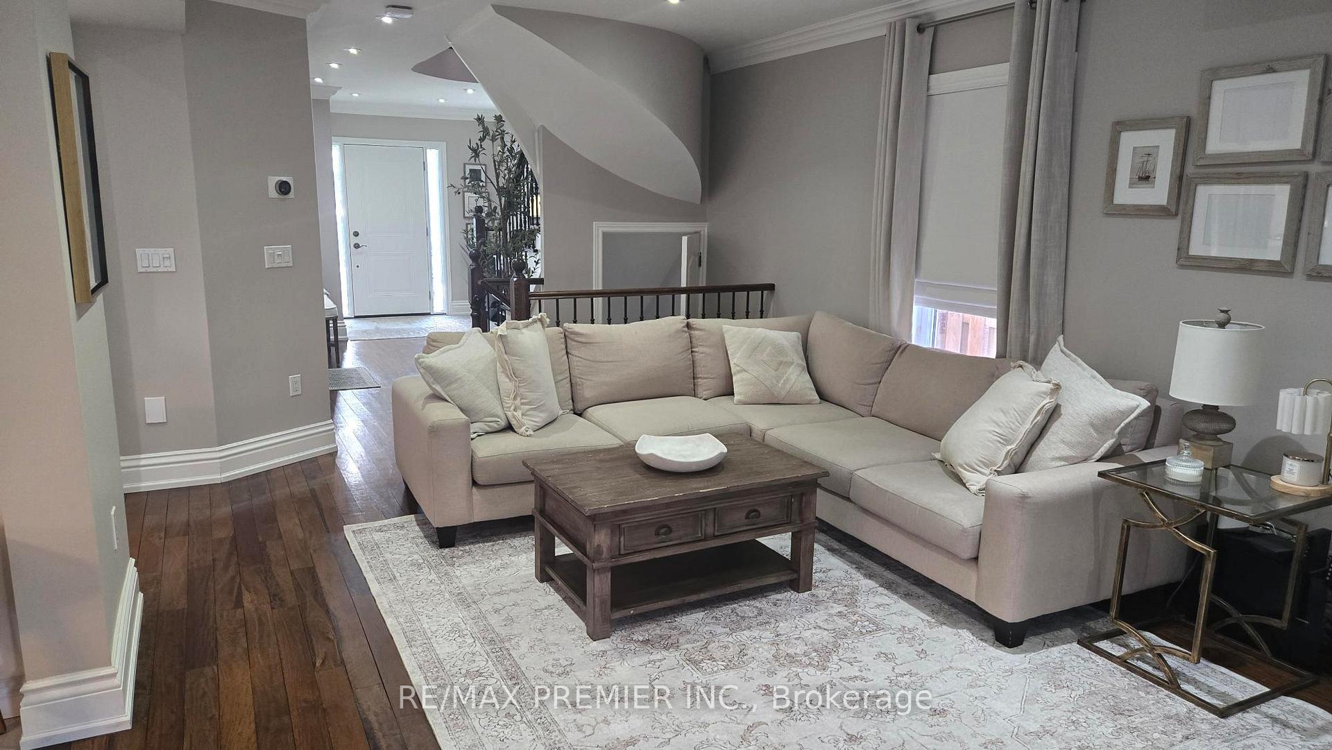 Photo 9 of 178 Buena Vista Drive, Vaughan, Sonoma Heights — HOMEH