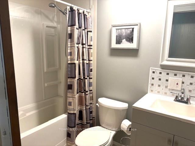 Photo 12 of 74 Taylor Drive, Thunder Bay, Rosslyn Road — HOMEH
