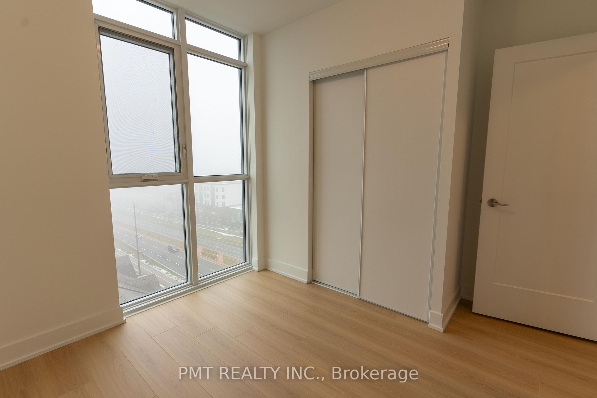 Photo 16 of Unit 906, 2545 Simcoe Street N, Oshawa, Windfields — HOMEH