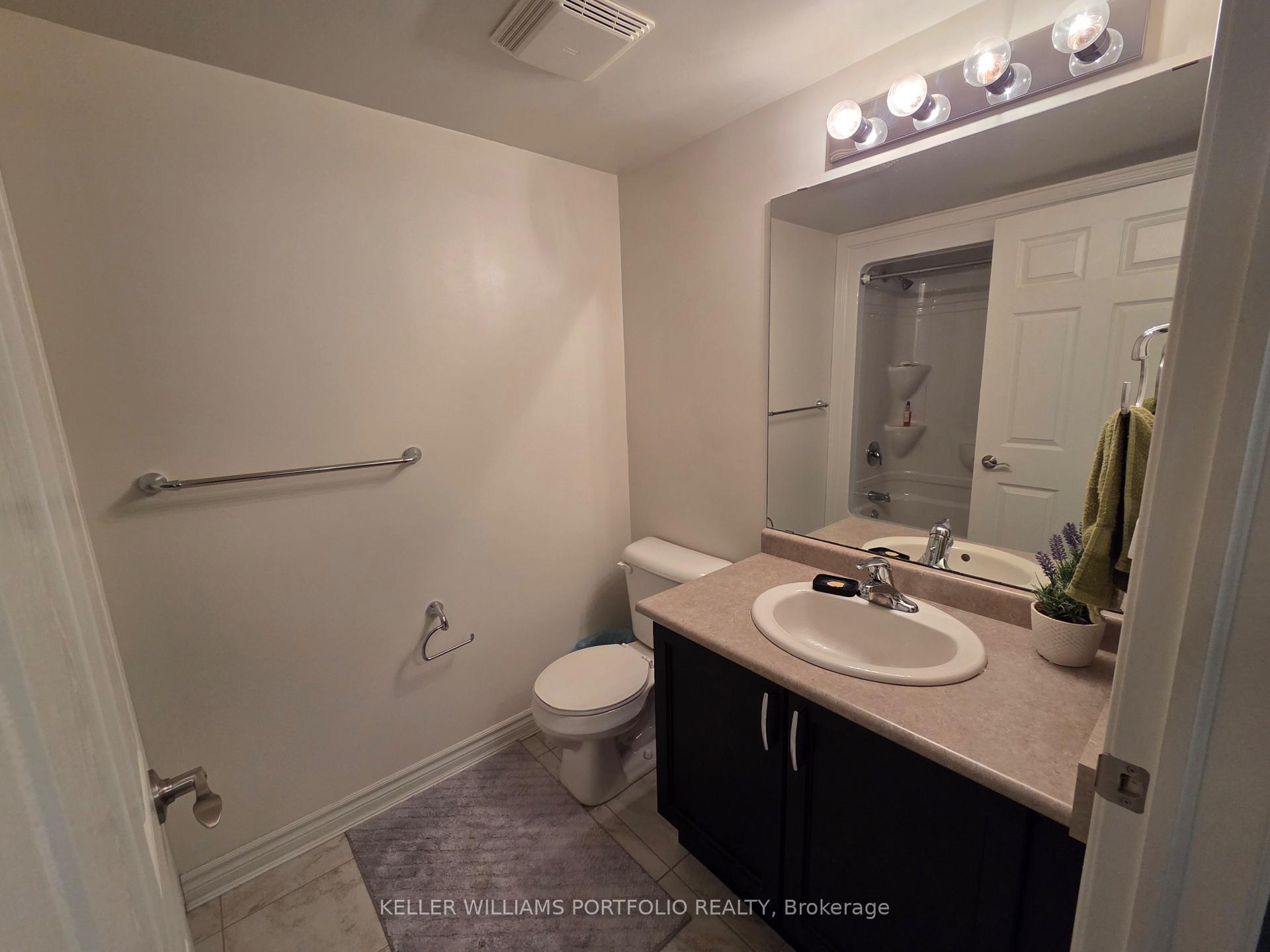 Photo 13 of Unit 604, 776 Laurelwood Drive, Waterloo, Columbia Forest/Clair Hills — HOMEH