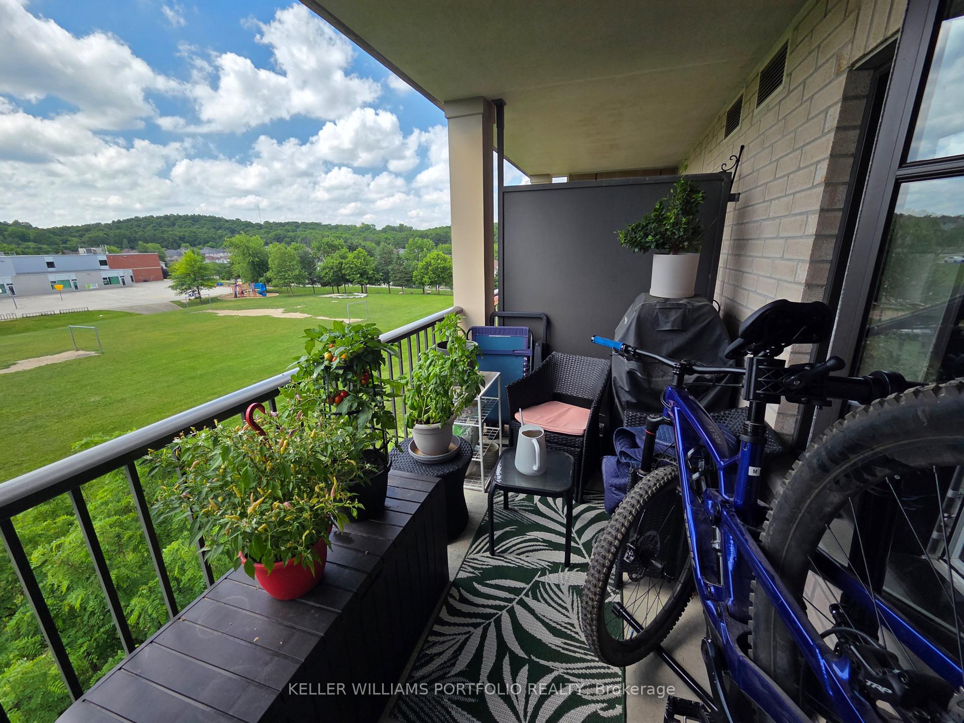 Photo 18 of Unit 604, 776 Laurelwood Drive, Waterloo, Columbia Forest/Clair Hills — HOMEH