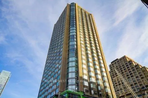 Front of Unit 1416, 155 Yorkville Avenue