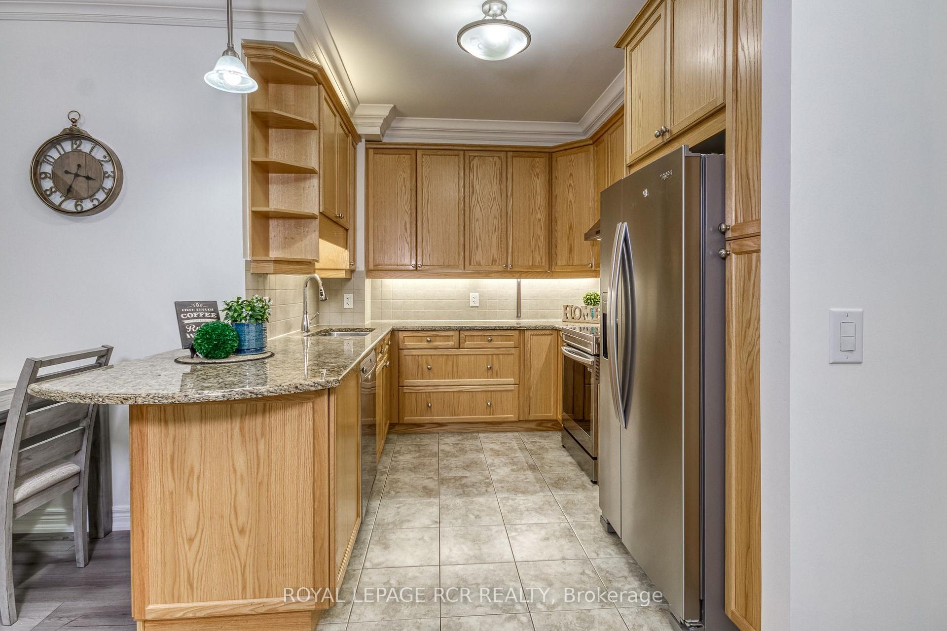 Photo 7 of Unit 213, 60 Ann Street, Caledon, Bolton West — HOMEH