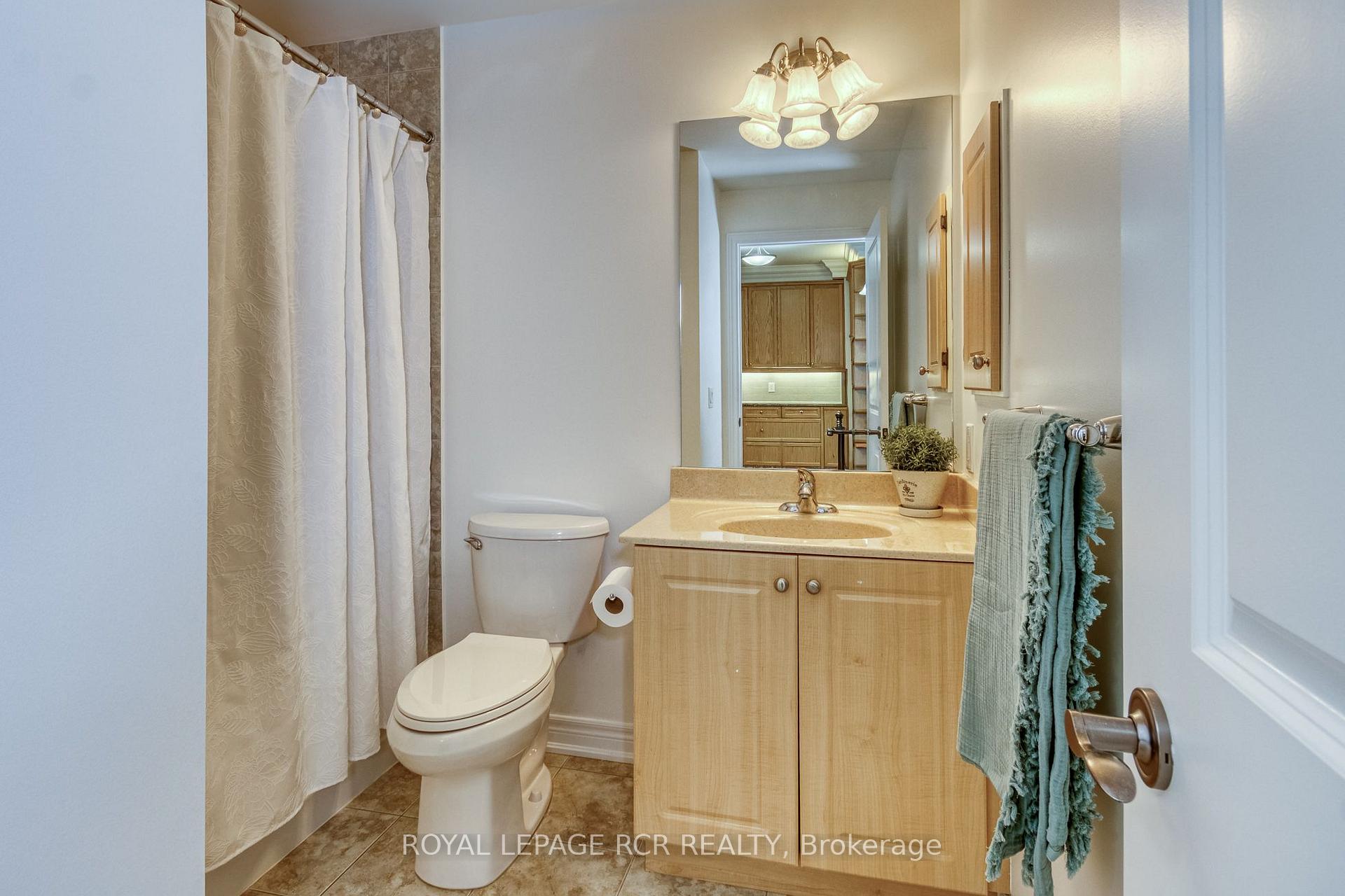 Photo 19 of Unit 213, 60 Ann Street, Caledon, Bolton West — HOMEH