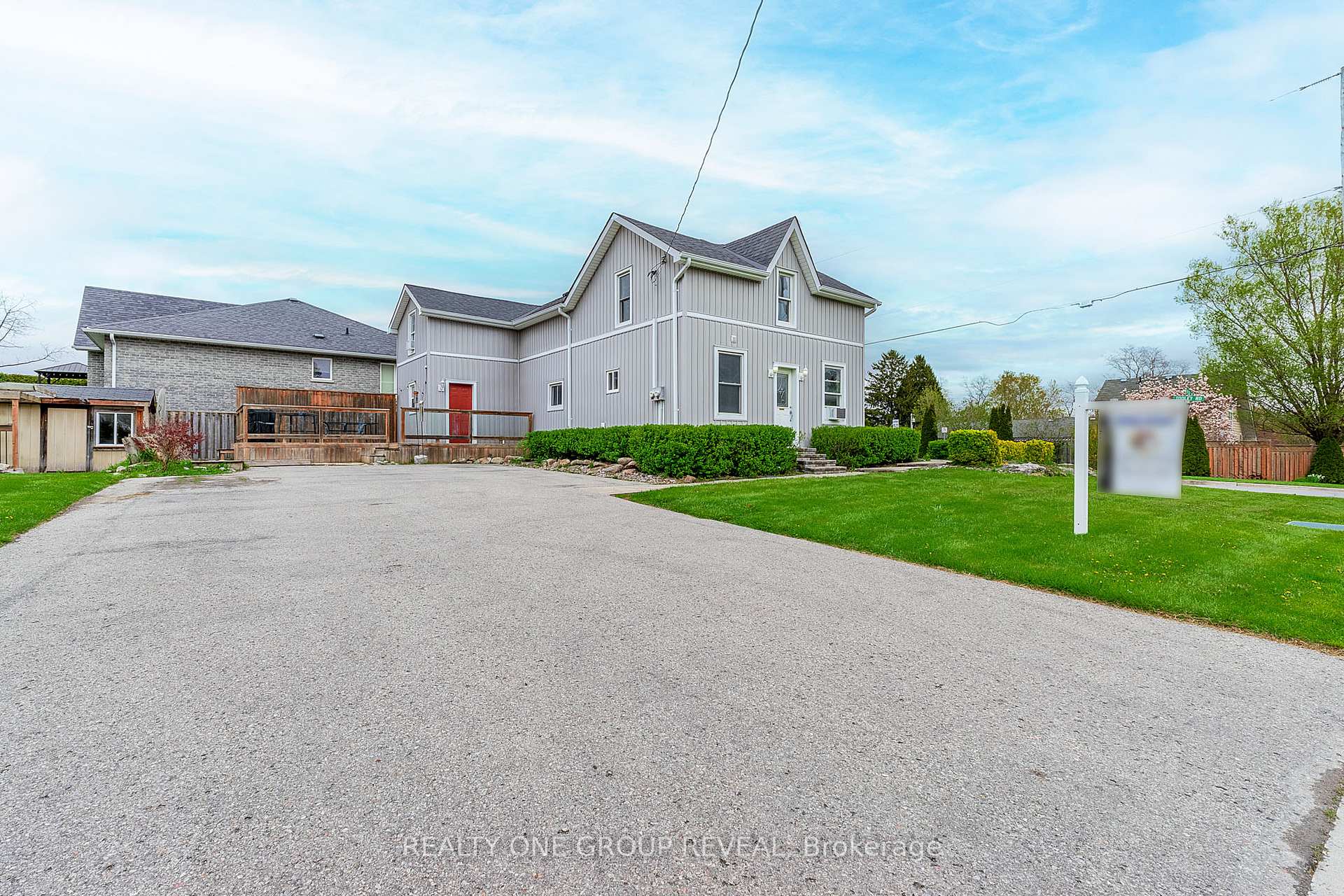 Photo 2 of 1524 Nash Road, Clarington, Courtice — HOMEH