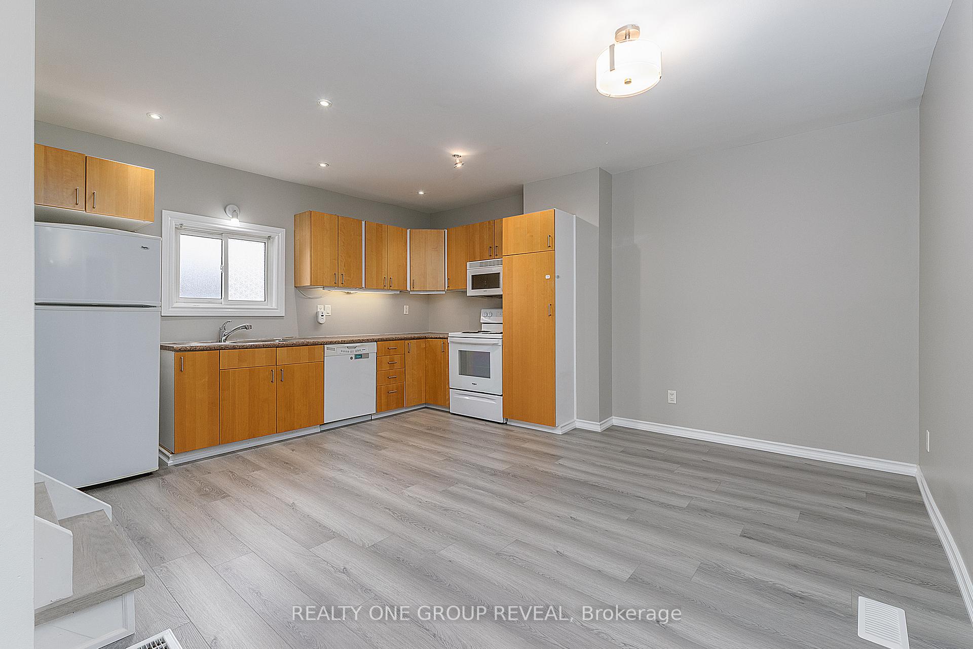 Photo 8 of 1524 Nash Road, Clarington, Courtice — HOMEH