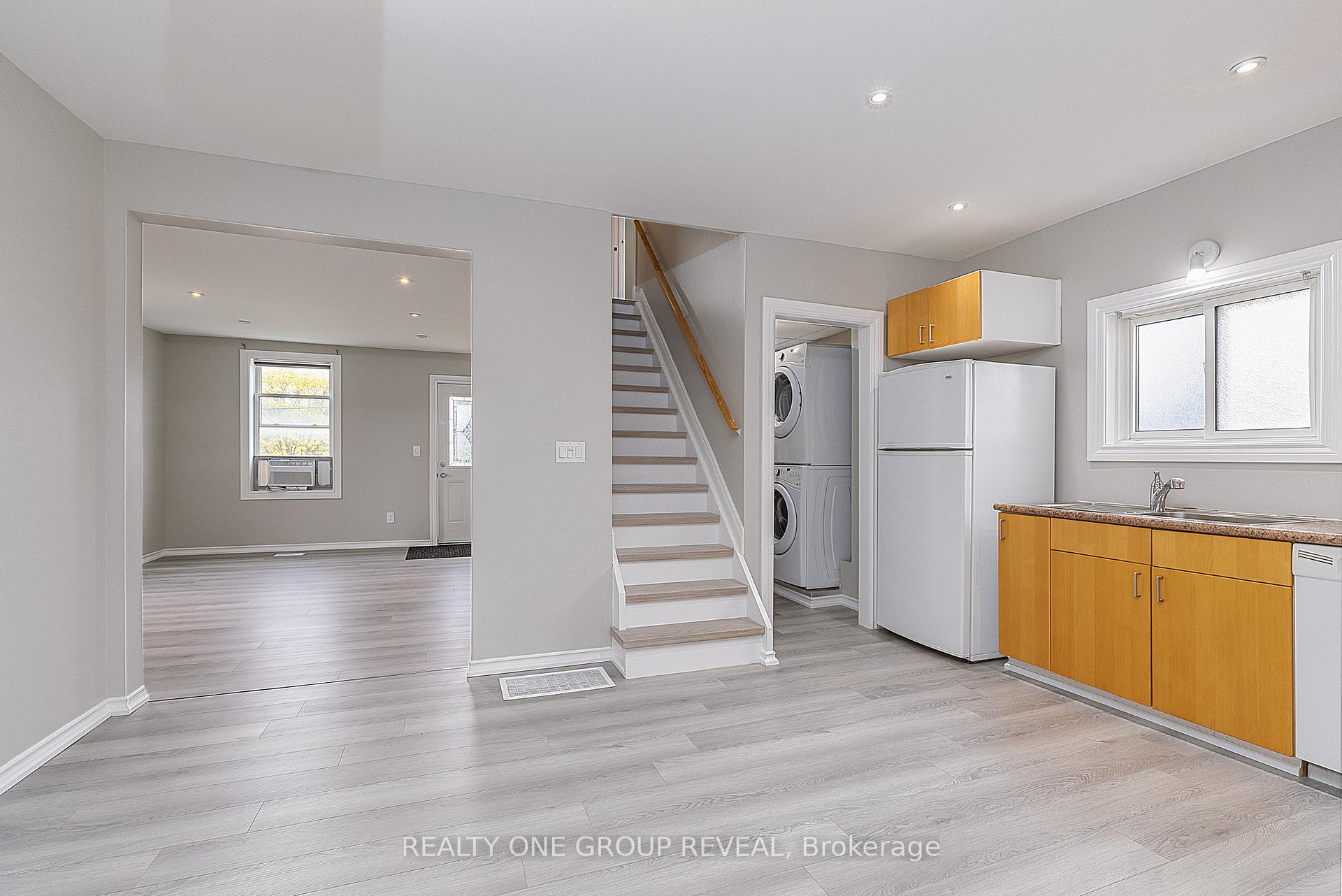 Photo 10 of 1524 Nash Road, Clarington, Courtice — HOMEH