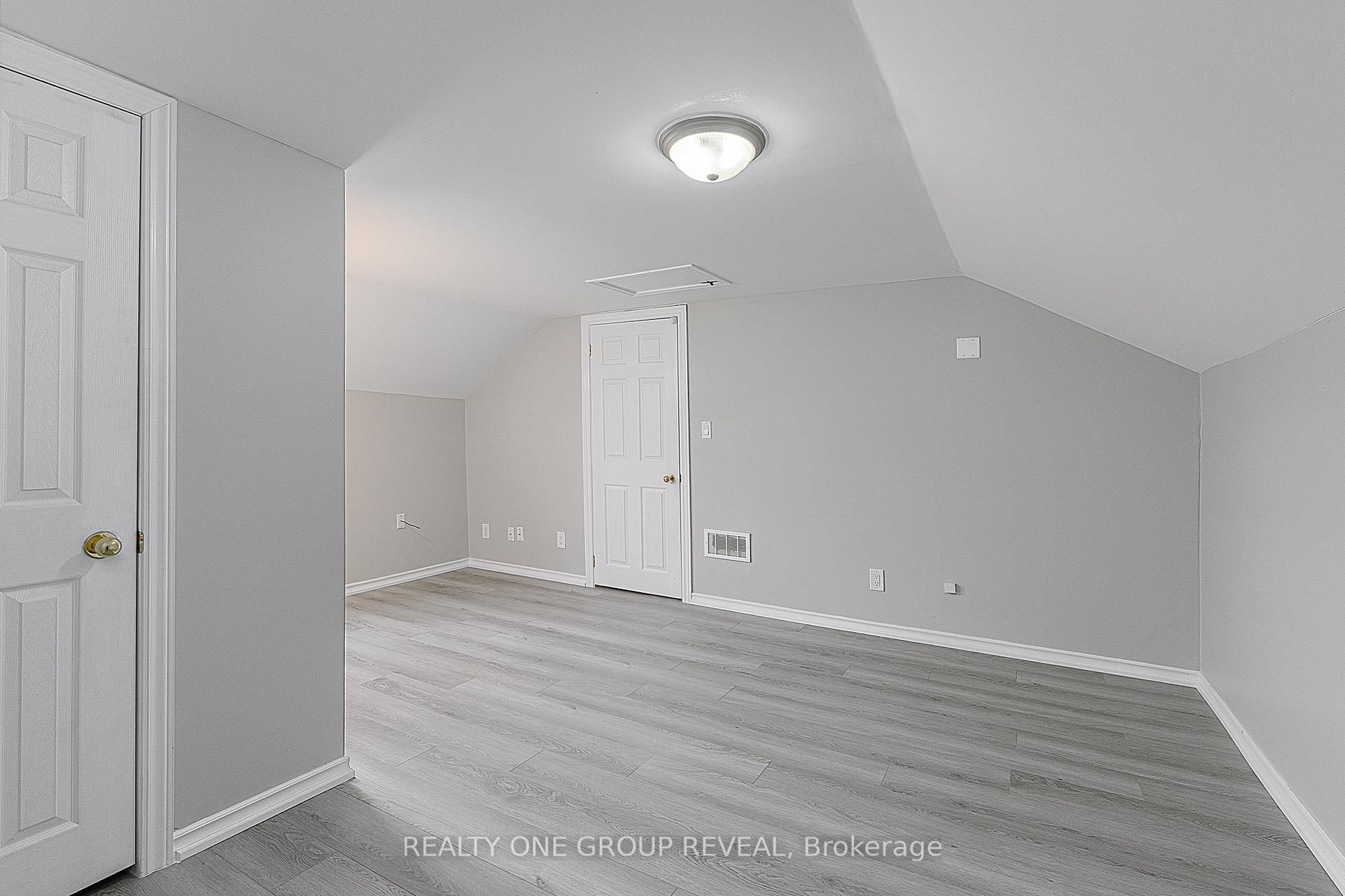 Photo 24 of 1524 Nash Road, Clarington, Courtice — HOMEH