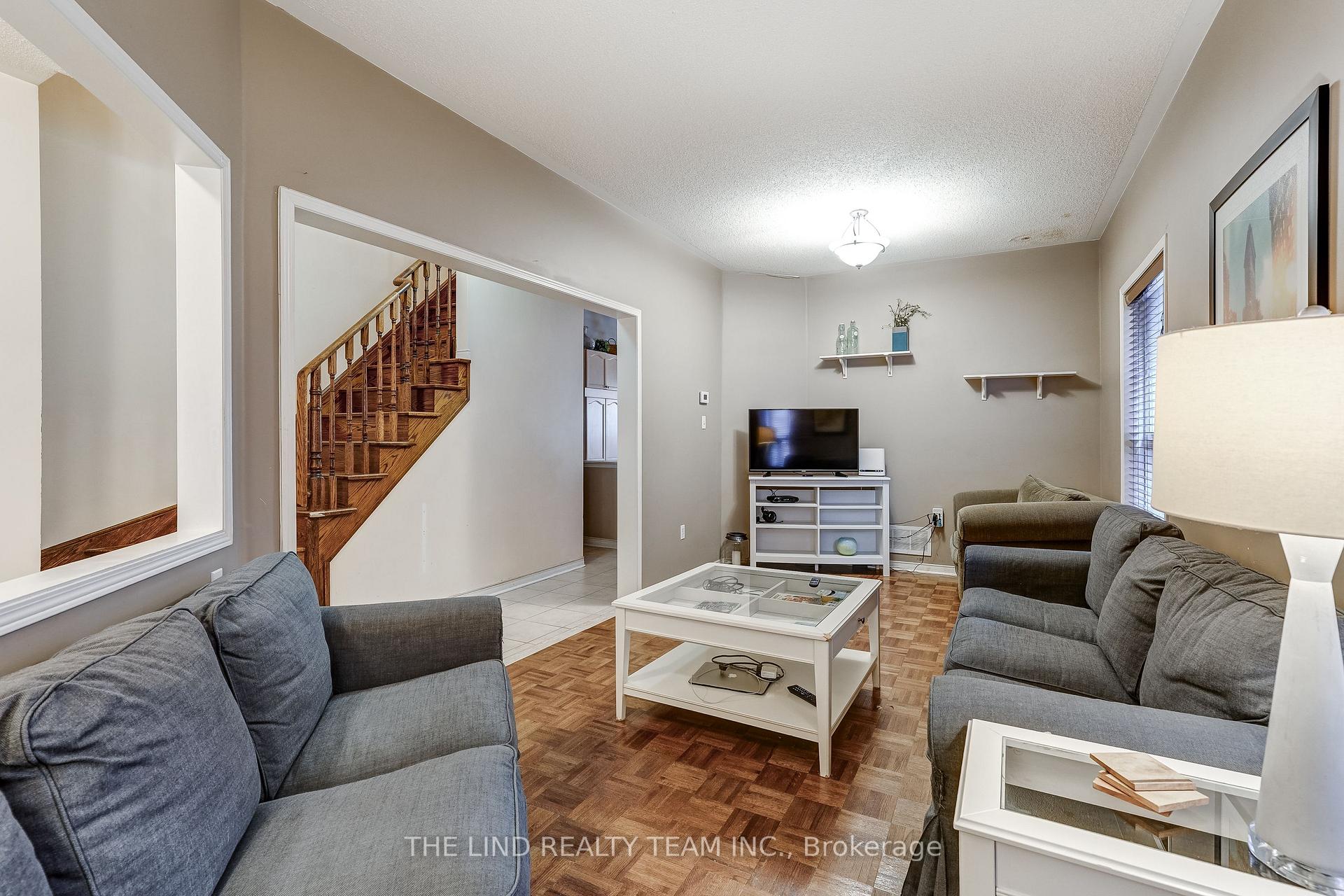 Photo 7 of 29 Tuscana Boulevard, Vaughan, Patterson — HOMEH