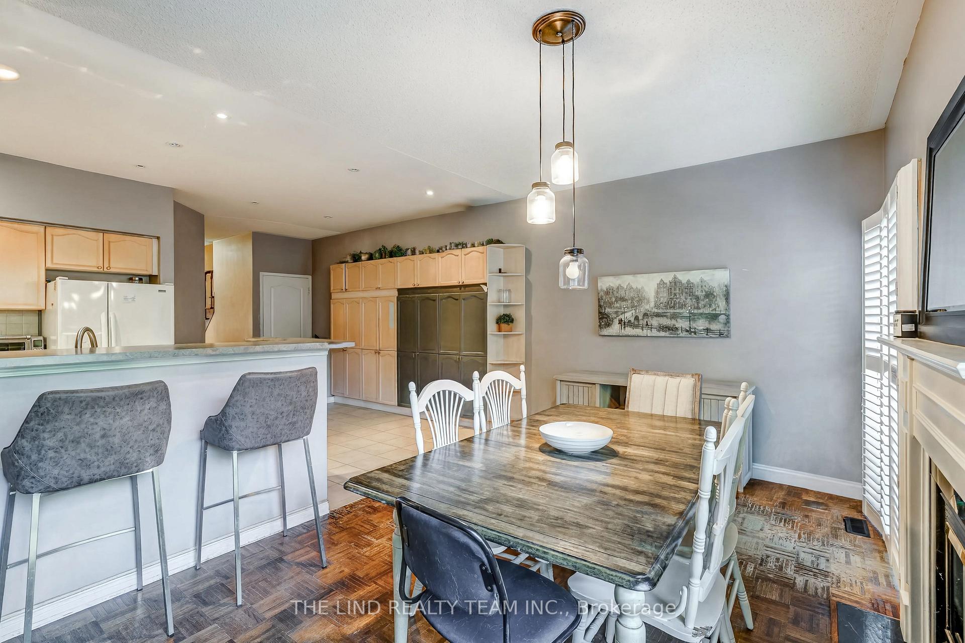 Photo 15 of 29 Tuscana Boulevard, Vaughan, Patterson — HOMEH